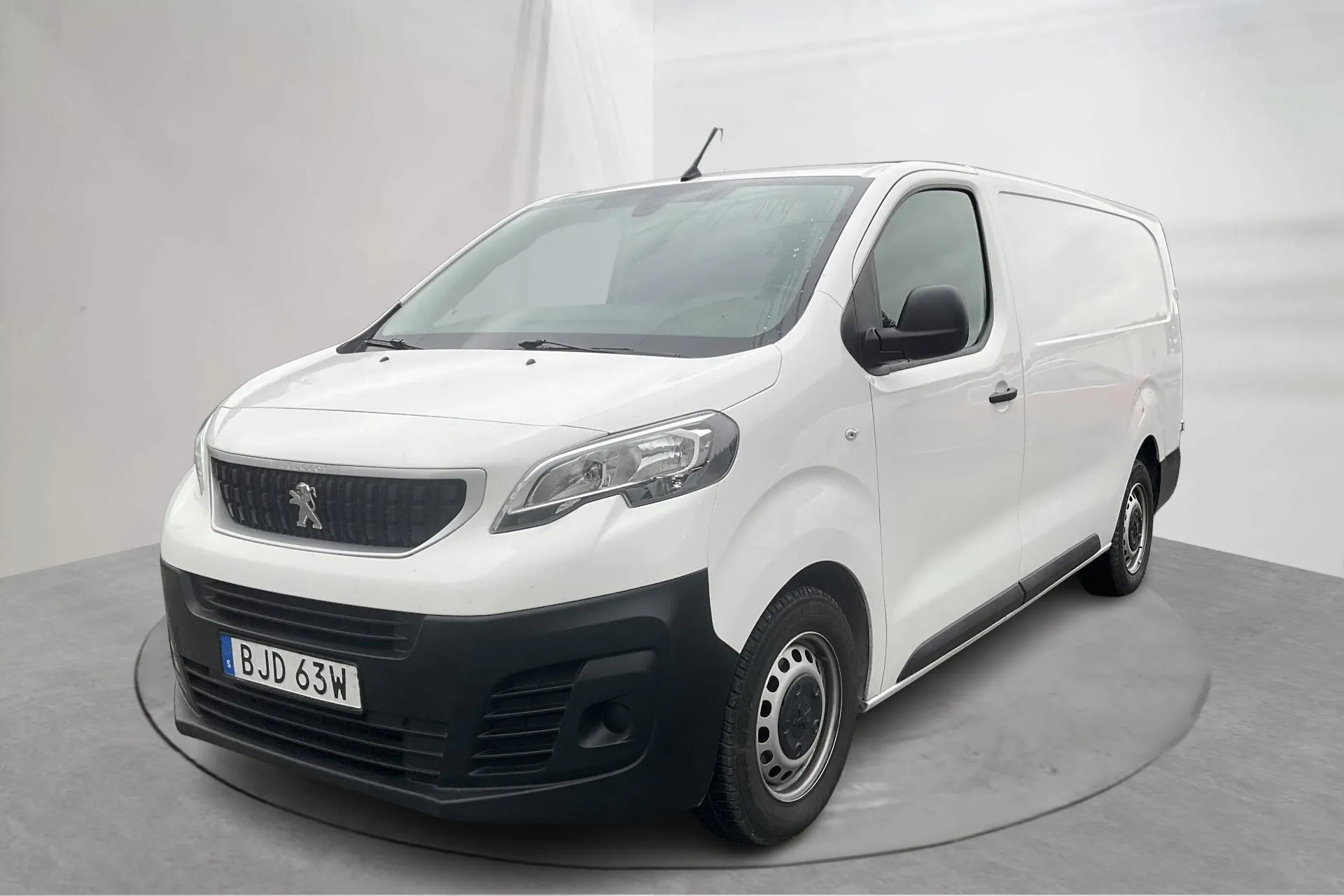 Presentation photo 1 of 15: Peugeot Expert BlueHDi Skåp (122hk) - 90 250 km - Automatic - white - 2021