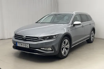 Volkswagen Passat 2023 — авто из Европы под ключ