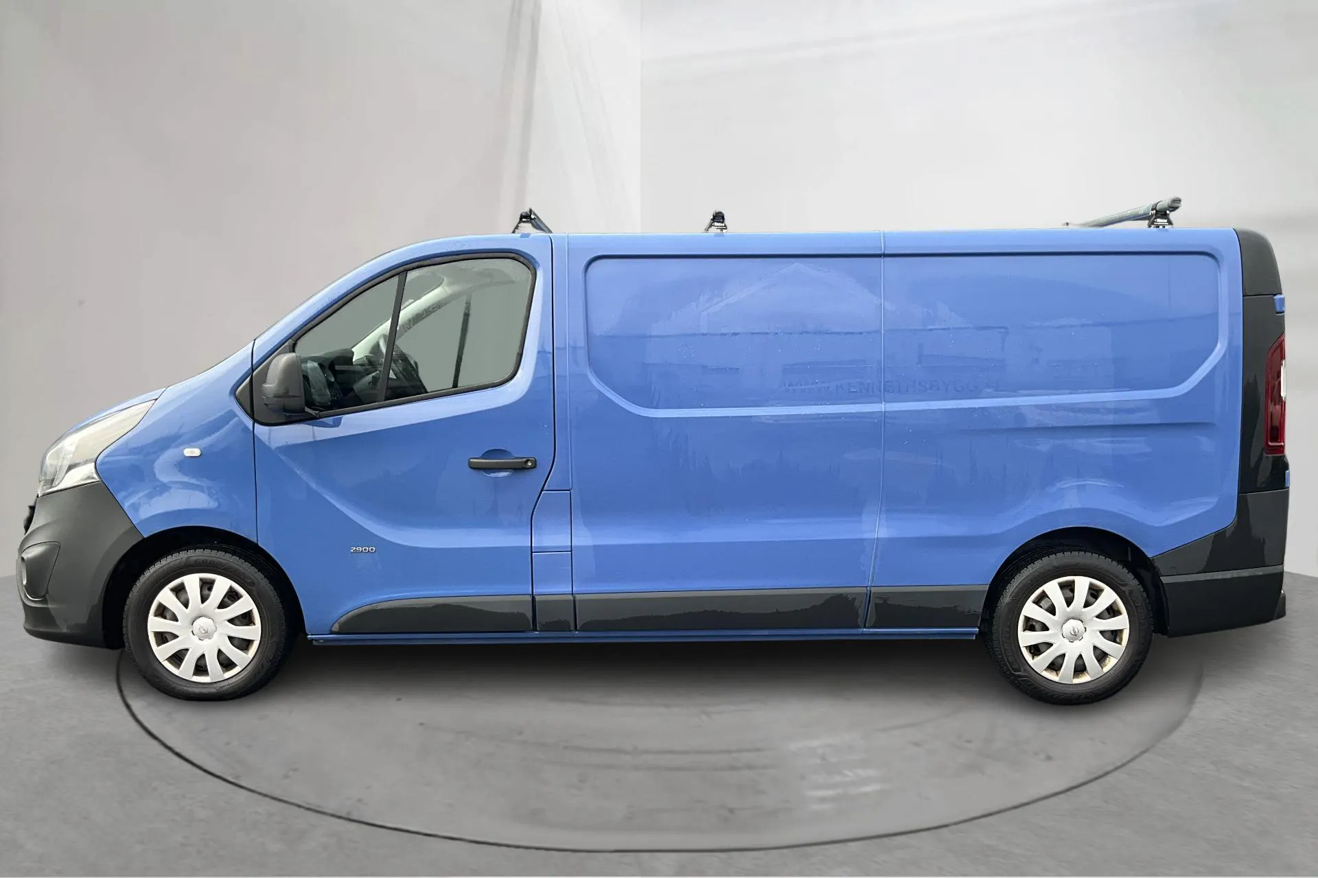 Presentation photo 2 of 18: Opel Vivaro 1.6 CDTI (114hk) - 217 420 km - Manual - blue - 2016