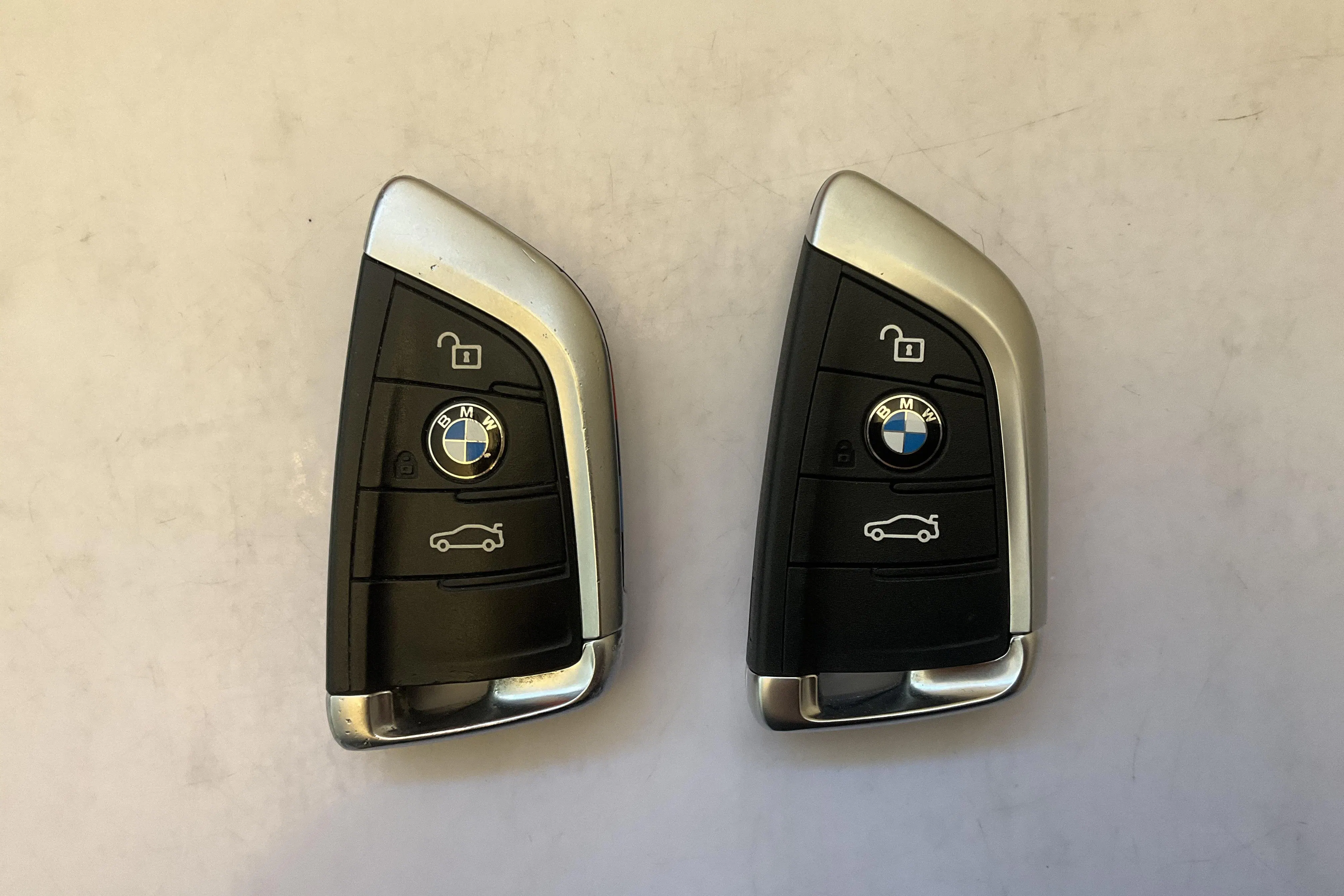 Presentationsfoto 17 av 17: BMW X5 xDrive40e, F15 (313hk) - 17 713 mil - Automat - svart - 2017