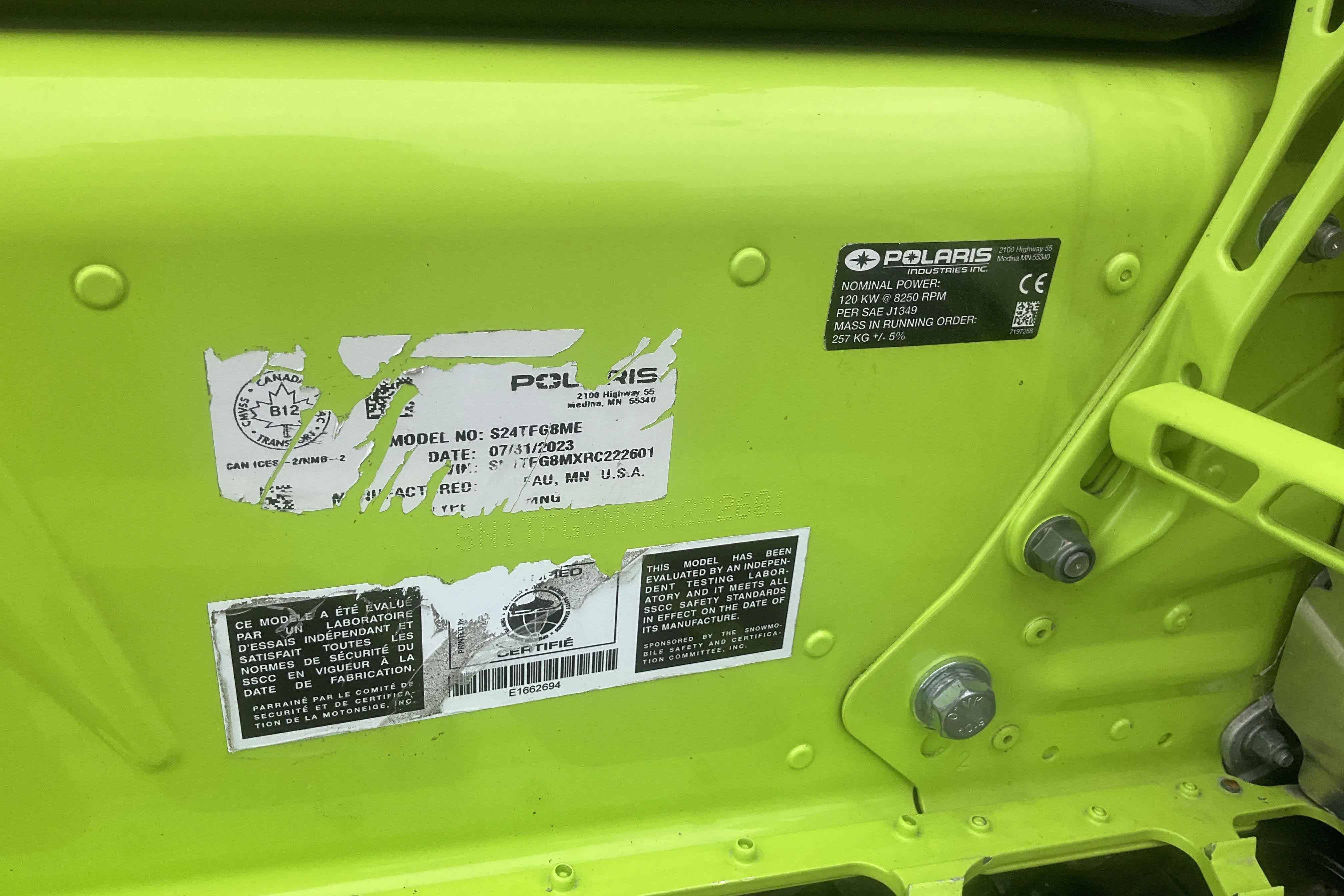 Presentationsfoto 22 av 22: POLARIS RMK KHAOS BOOST 155" Snöskoter - 77 mil - Automat - 2024