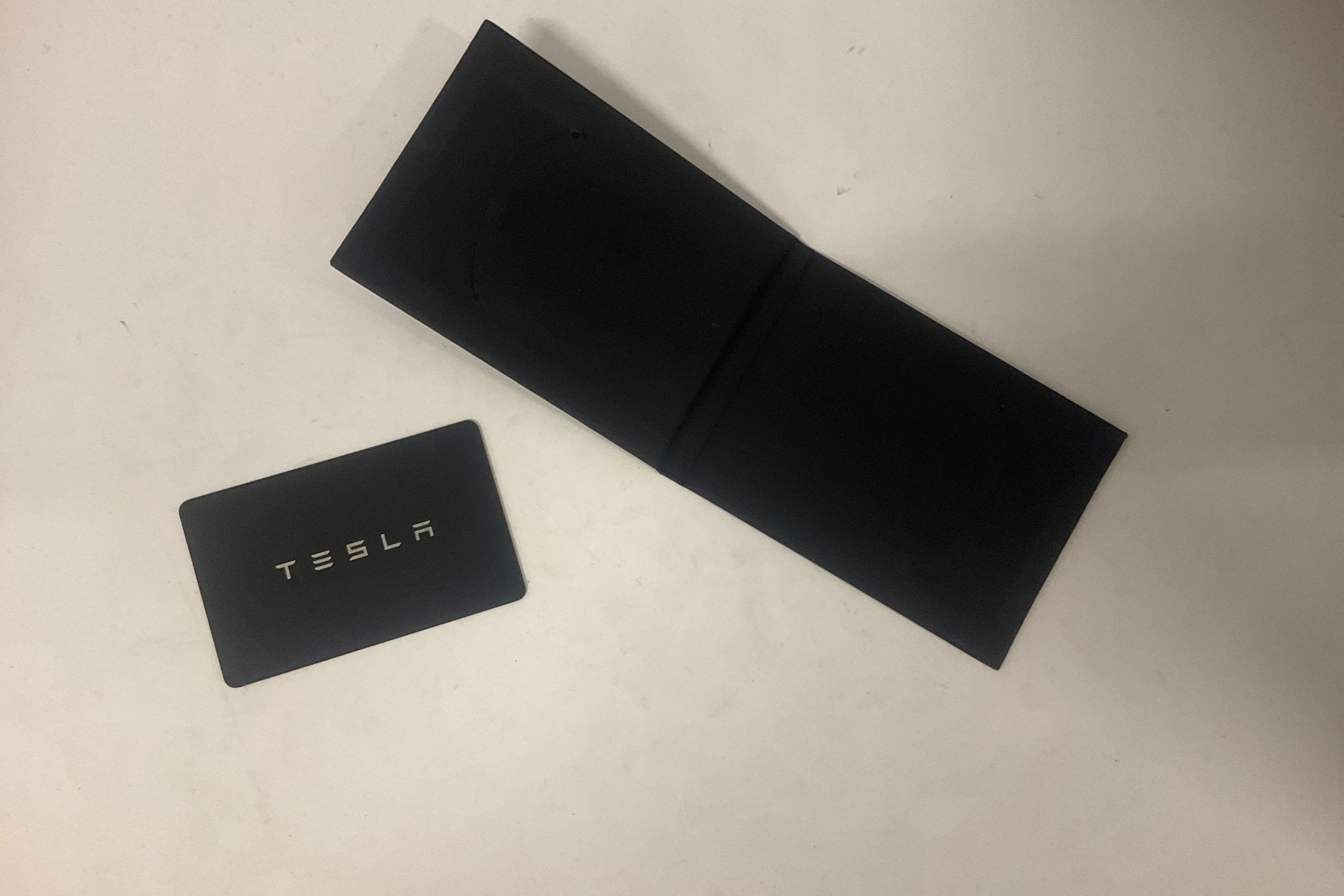 Presentationsfoto 24 av 24: Tesla Model Y Long Range Dual Motor AWD - 6 310 mil - Automat - grå - 2025