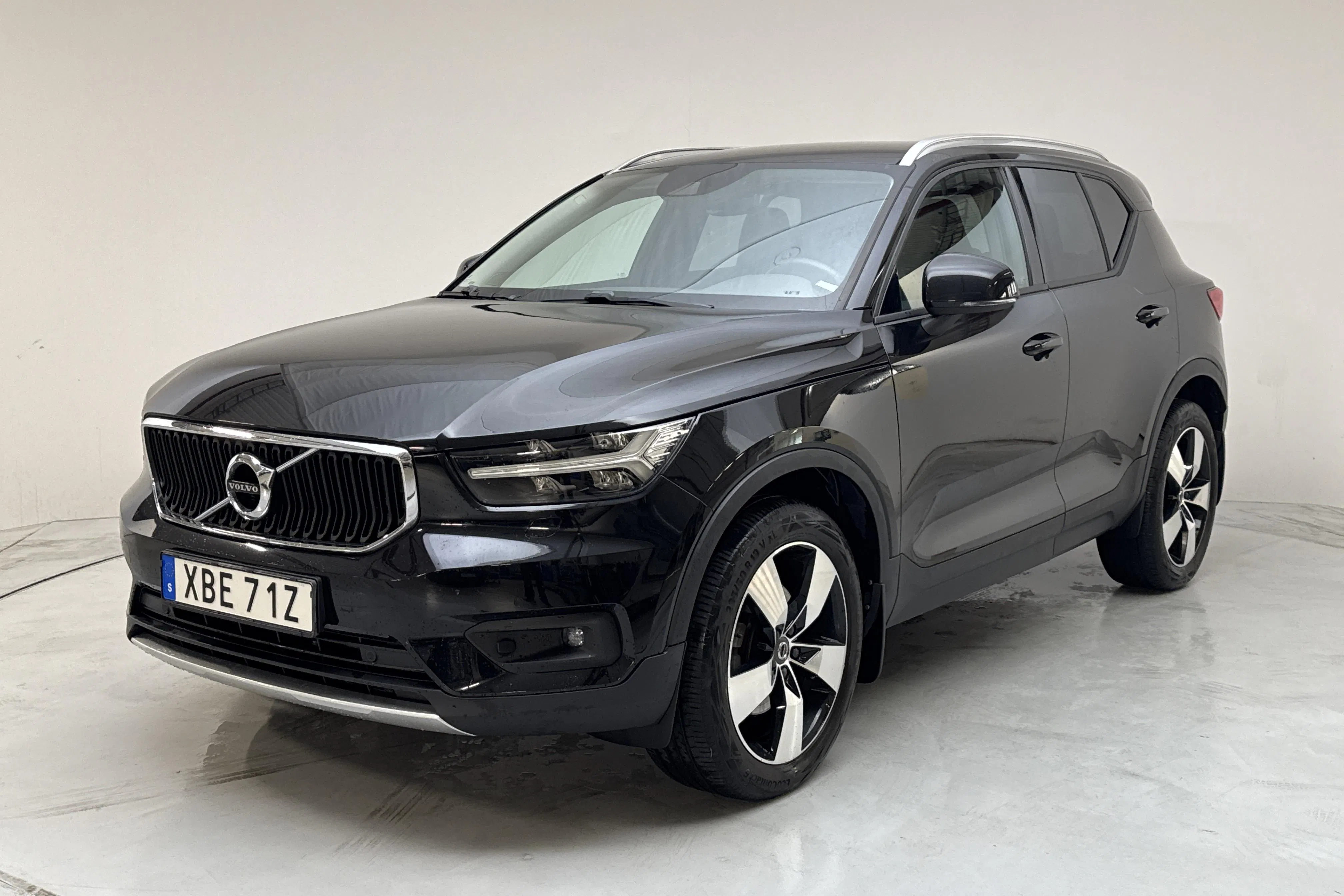 Volvo XC40 T4 AWD (190hk) på auktion i Kungälv hos Kvdbil