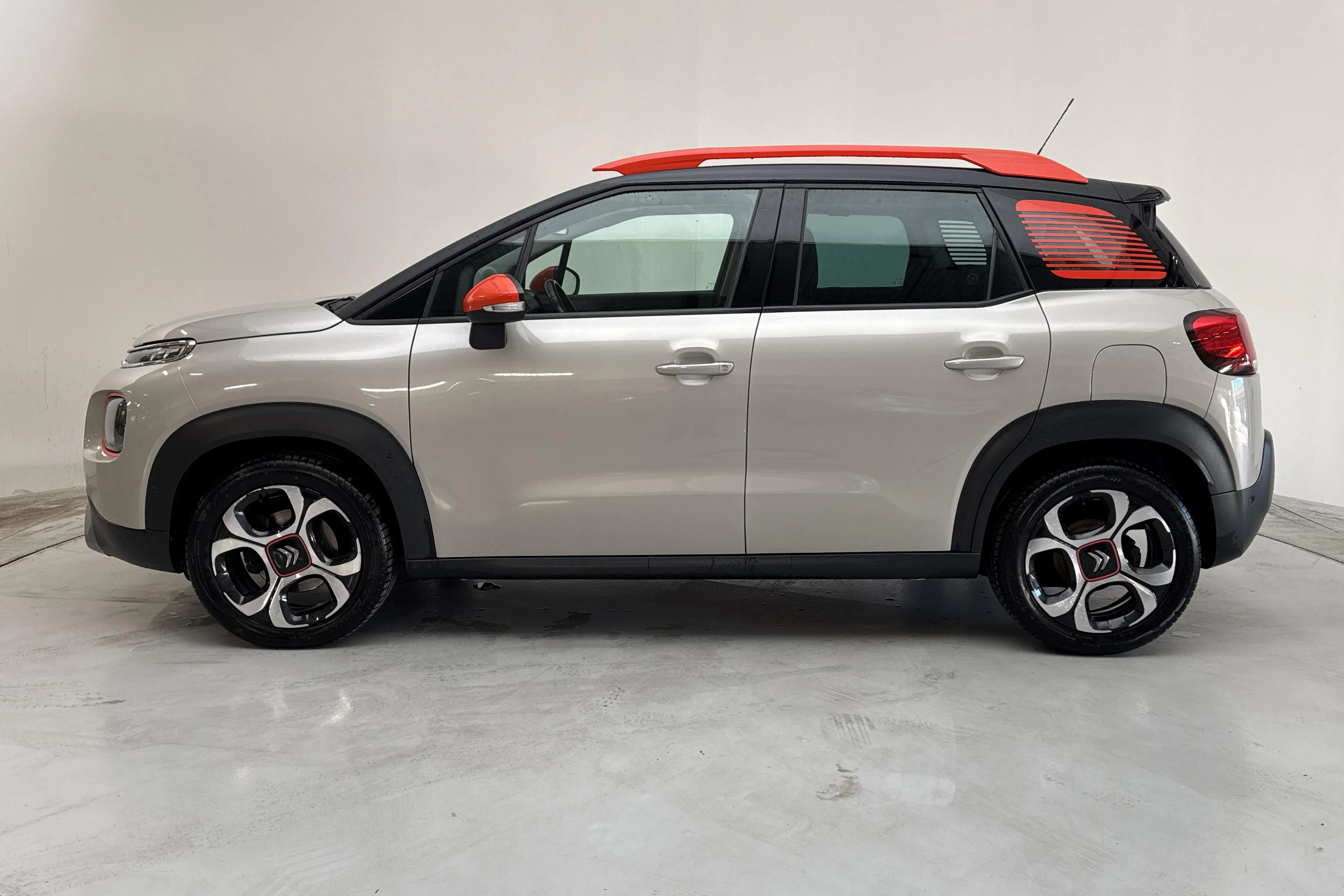 Presentation photo 2 of 15: Citroën C3 Aircross PureTech (110hk) - 89 530 km - Automatic - brown - 2018