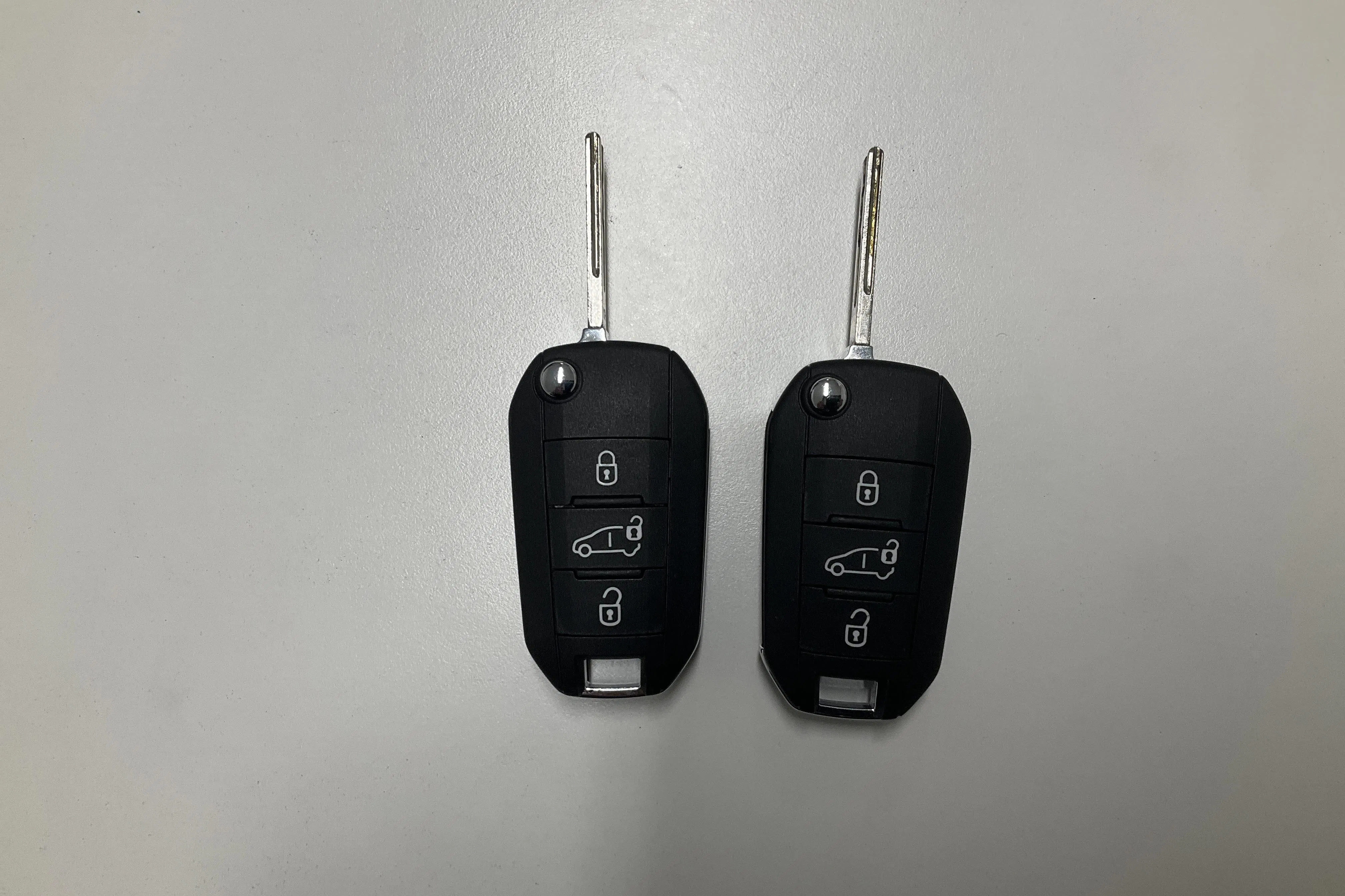 Presentationsfoto 18 av 18: Peugeot e-Partner 50kWh (136hk) - 34 mil - Automat - vit - 2023