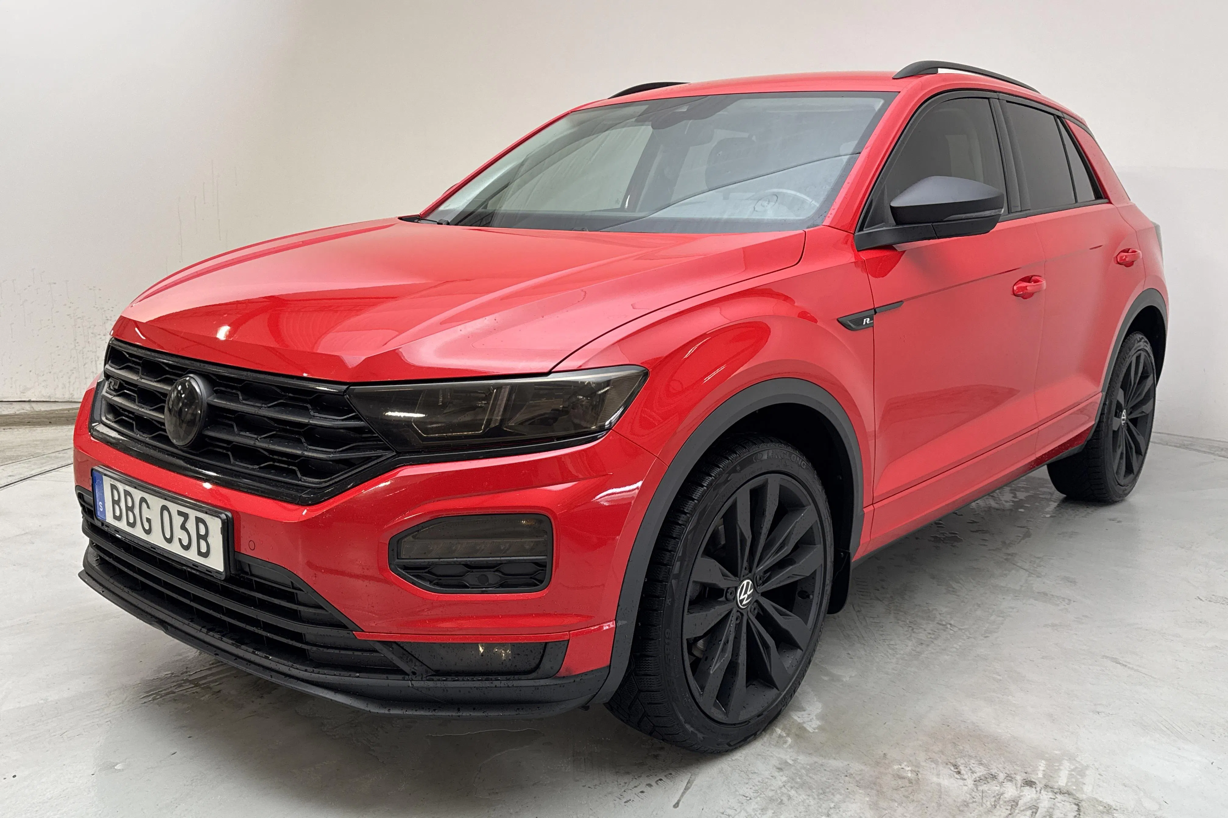 Presentation photo 1 of 11: VW T-Roc 1.5 TSI (150hk) - 94 100 km - Automatic - red - 2022