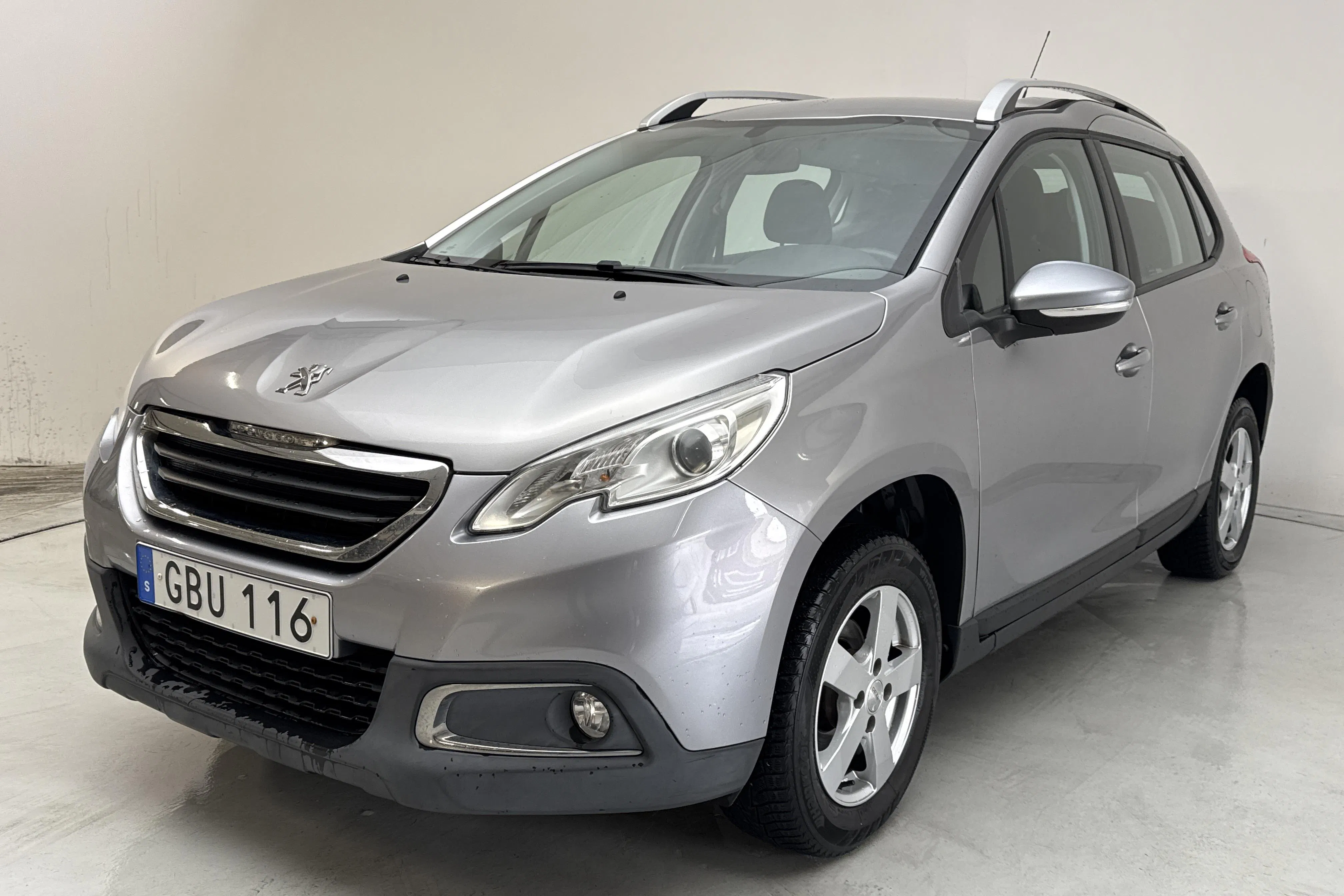 Presentationsfoto 1 av 11: Peugeot 2008 1.2 VTi (82hk) - 4 454 mil - Manuell - grå - 2015