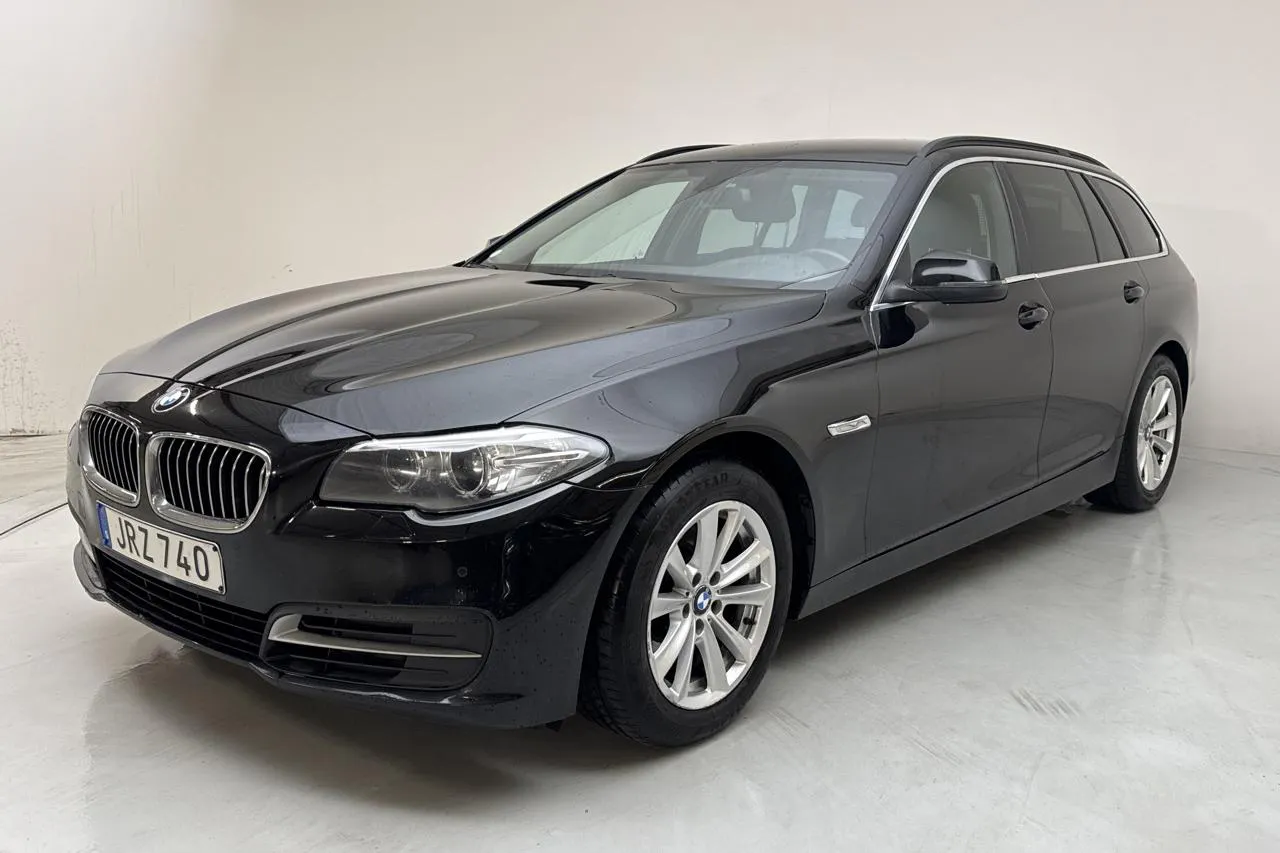 Presentation photo 1 of 12: BMW 520d Touring, F11 (190hk) - 177 580 km - Automatic - black - 2016