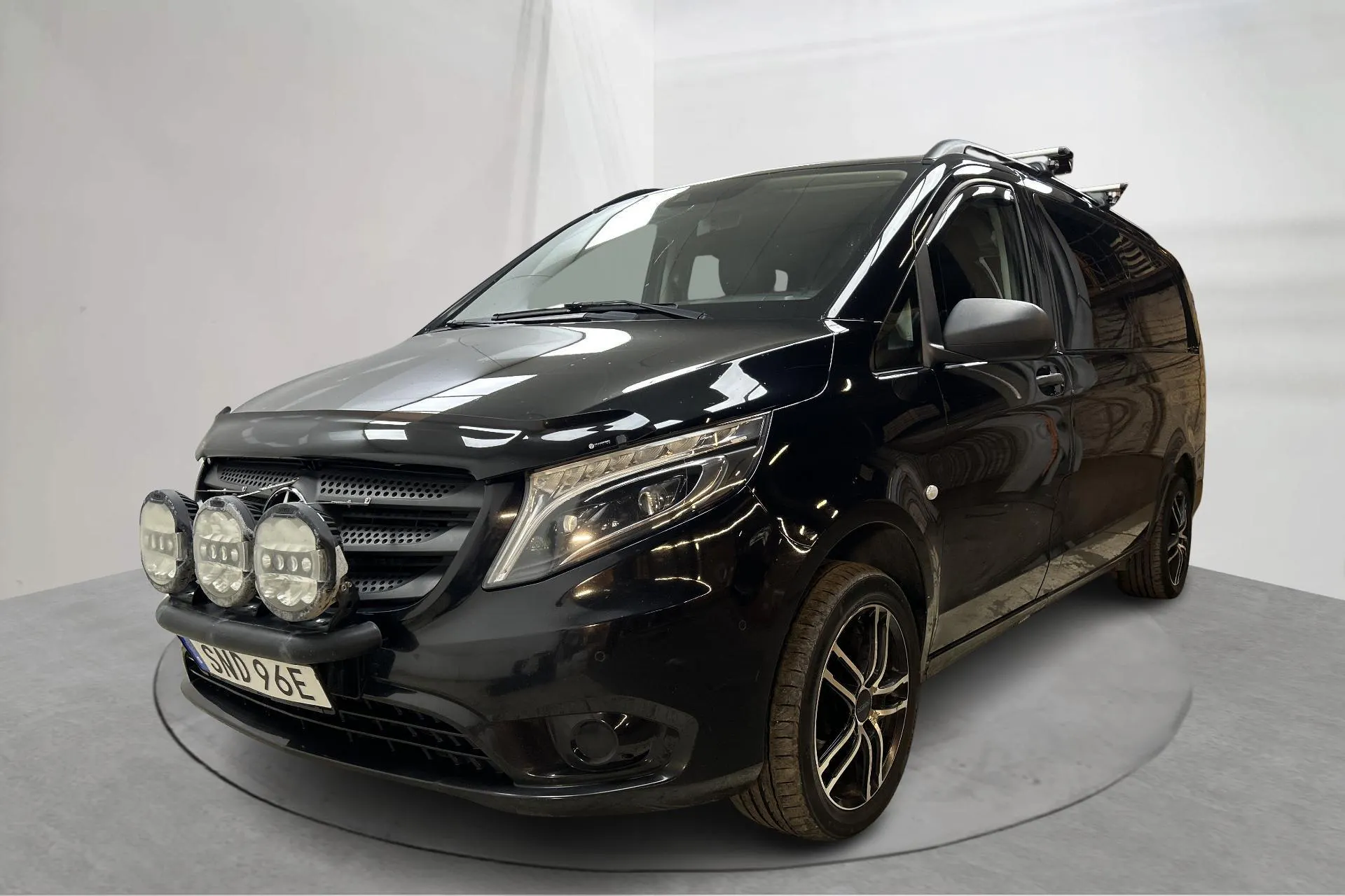 Presentationsfoto 1 av 15: Mercedes Vito 119 BlueTEC 4MATIC W640 (190hk) - 24 742 mil - Automat - svart - 2020