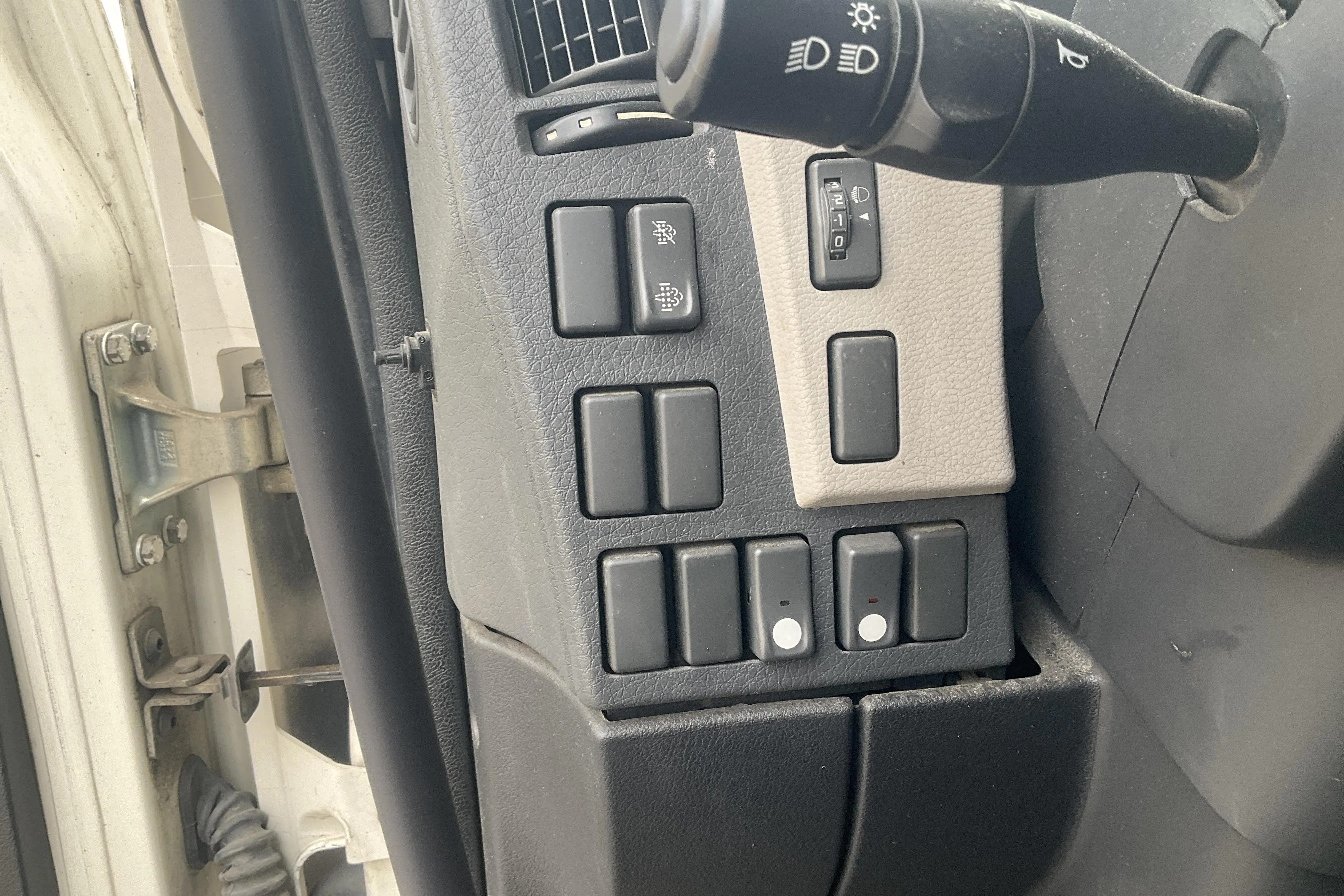 Presentationsfoto 48 av 48: VOLVO FE320 - 110 046 km - Automat - vit - 2019