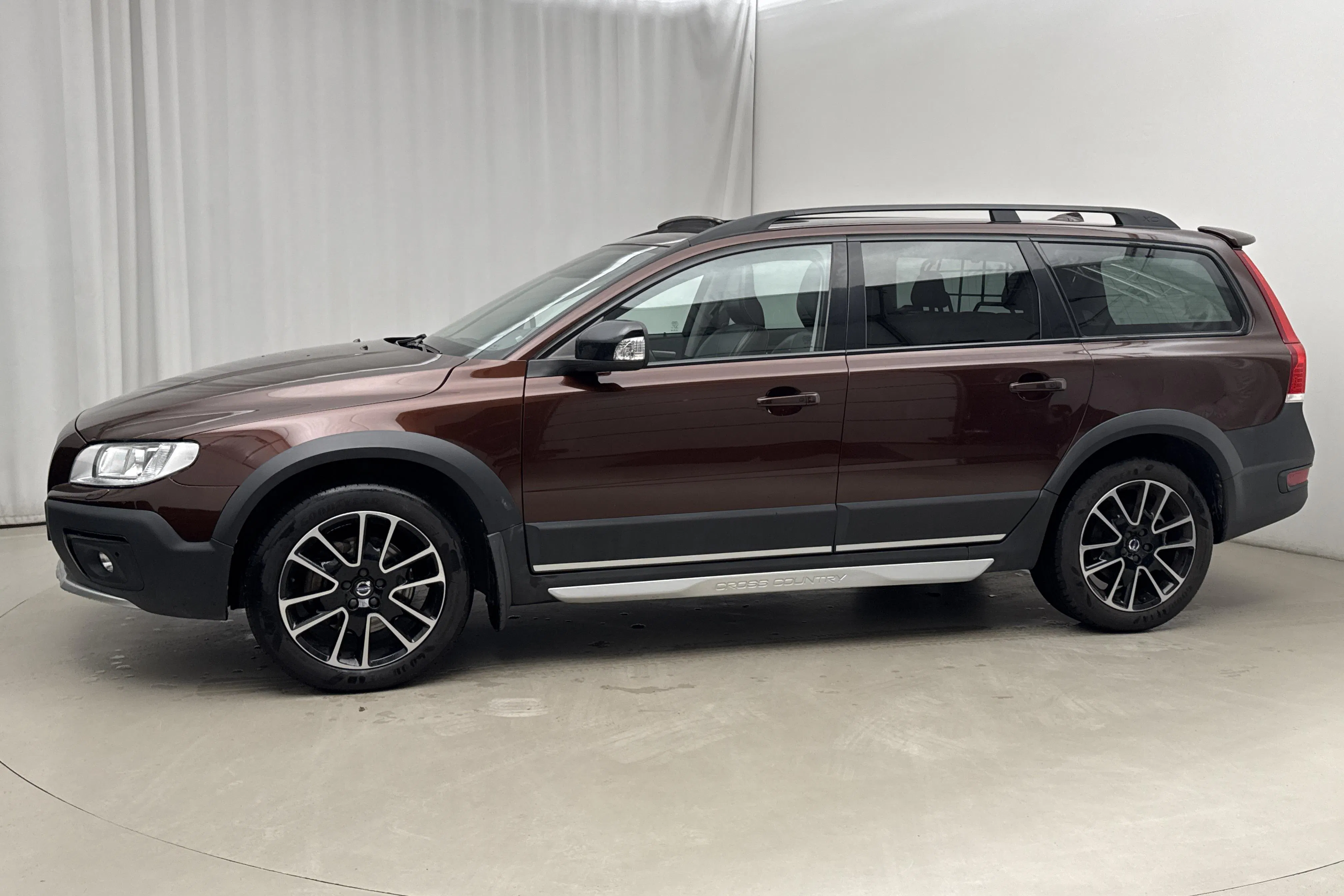 Presentation photo 2 of 17: Volvo XC70 II D4 AWD (220hk) - 129 390 km - Automatic - brown - 2016