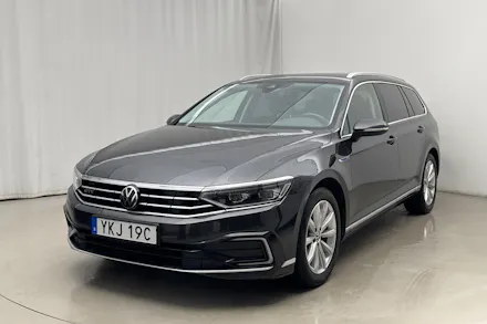 Volkswagen Passat 2021 — авто из Европы под ключ