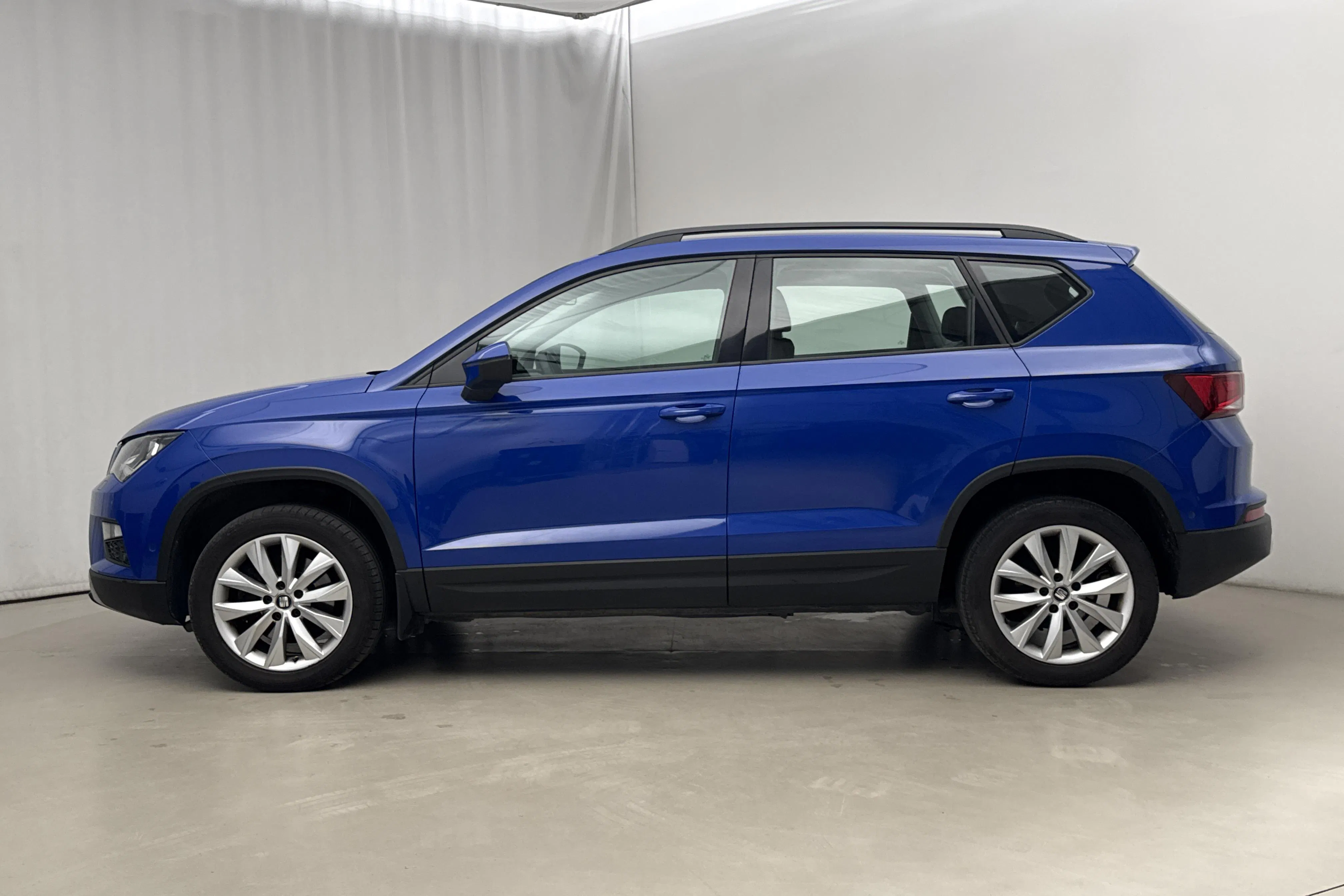 Presentationsfoto 2 av 16: Seat Ateca 1.4 TSI ACT (150hk) - 9 784 mil - Automat - blå - 2018