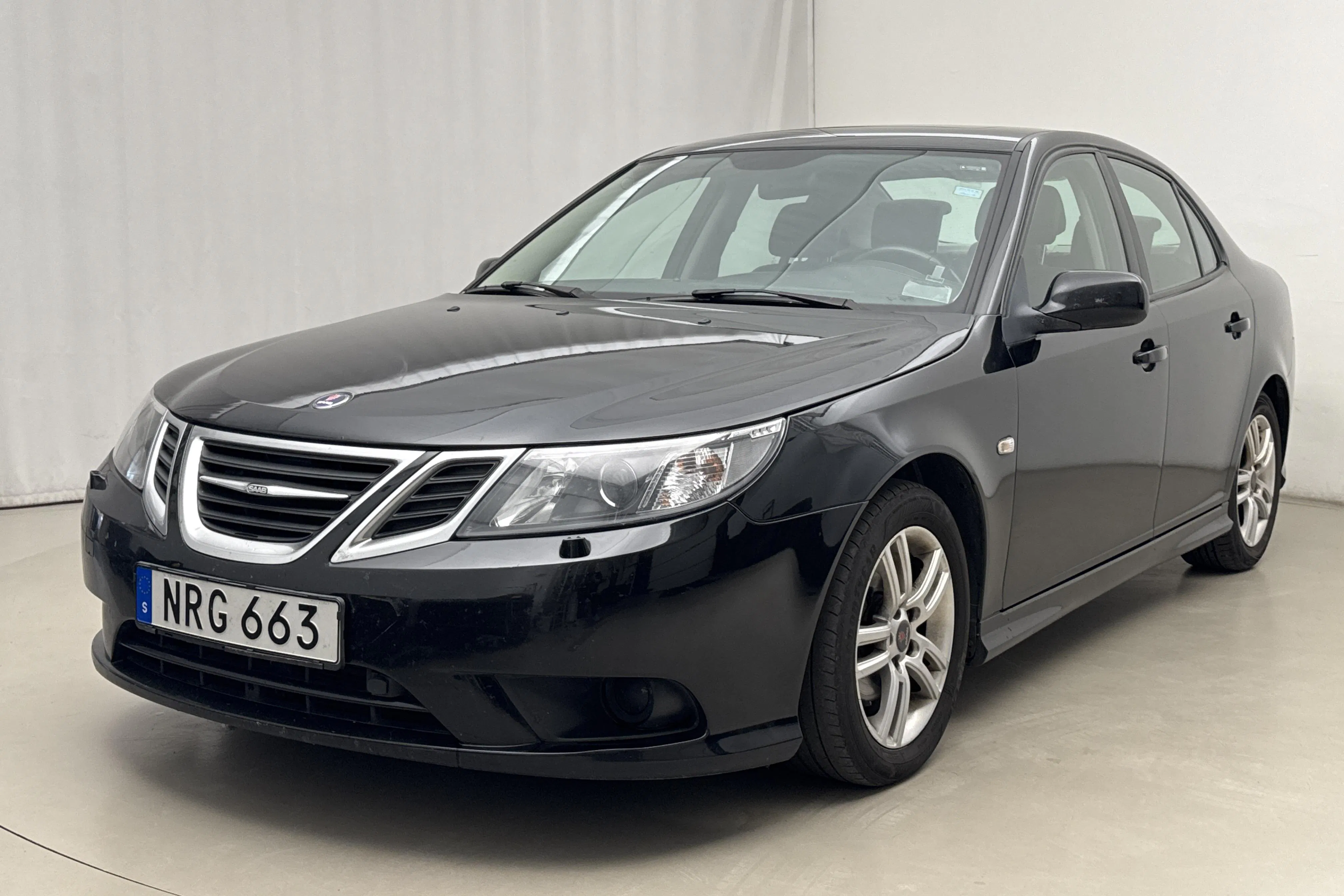 Presentationsfoto 1 av 18: Saab 9-3 2.0t BioPower SportSedan (175hk) - 13 030 mil - Manuell - svart - 2011