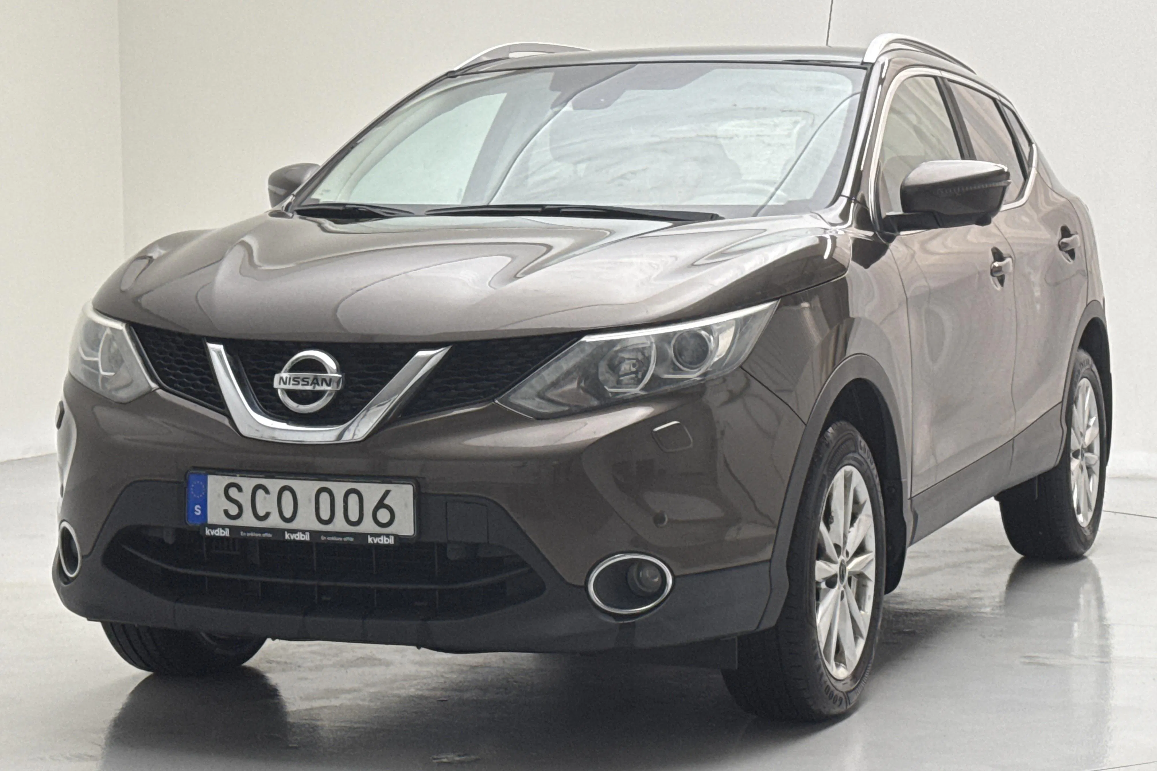 Presentationsfoto 1 av 15: Nissan Qashqai 1.5 dCi (110hk) - 20 265 mil - Manuell - brun - 2016