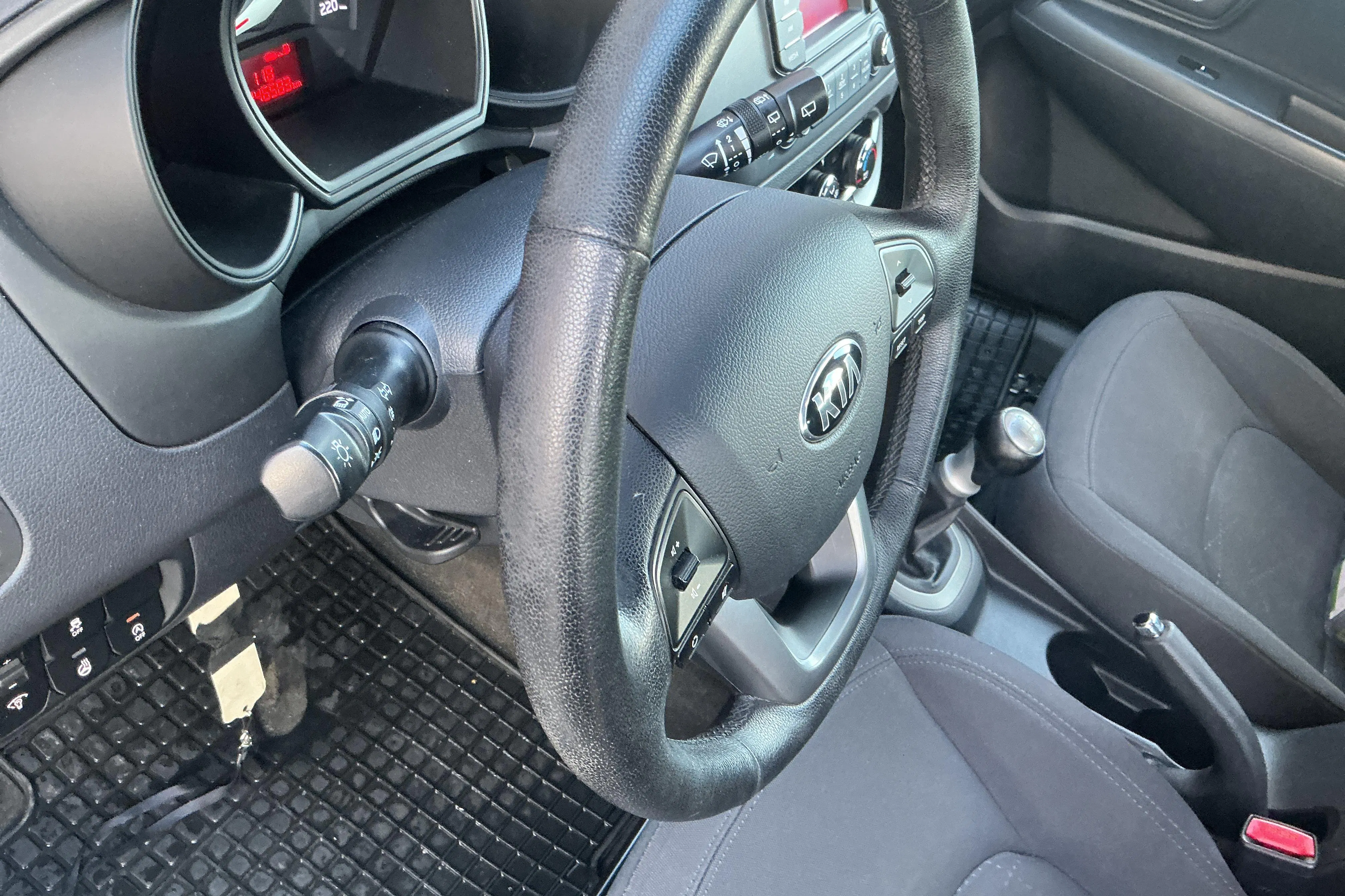 KIA Rio 1.2 (85hk) på auktion i Åkersberga hos Kvdbil