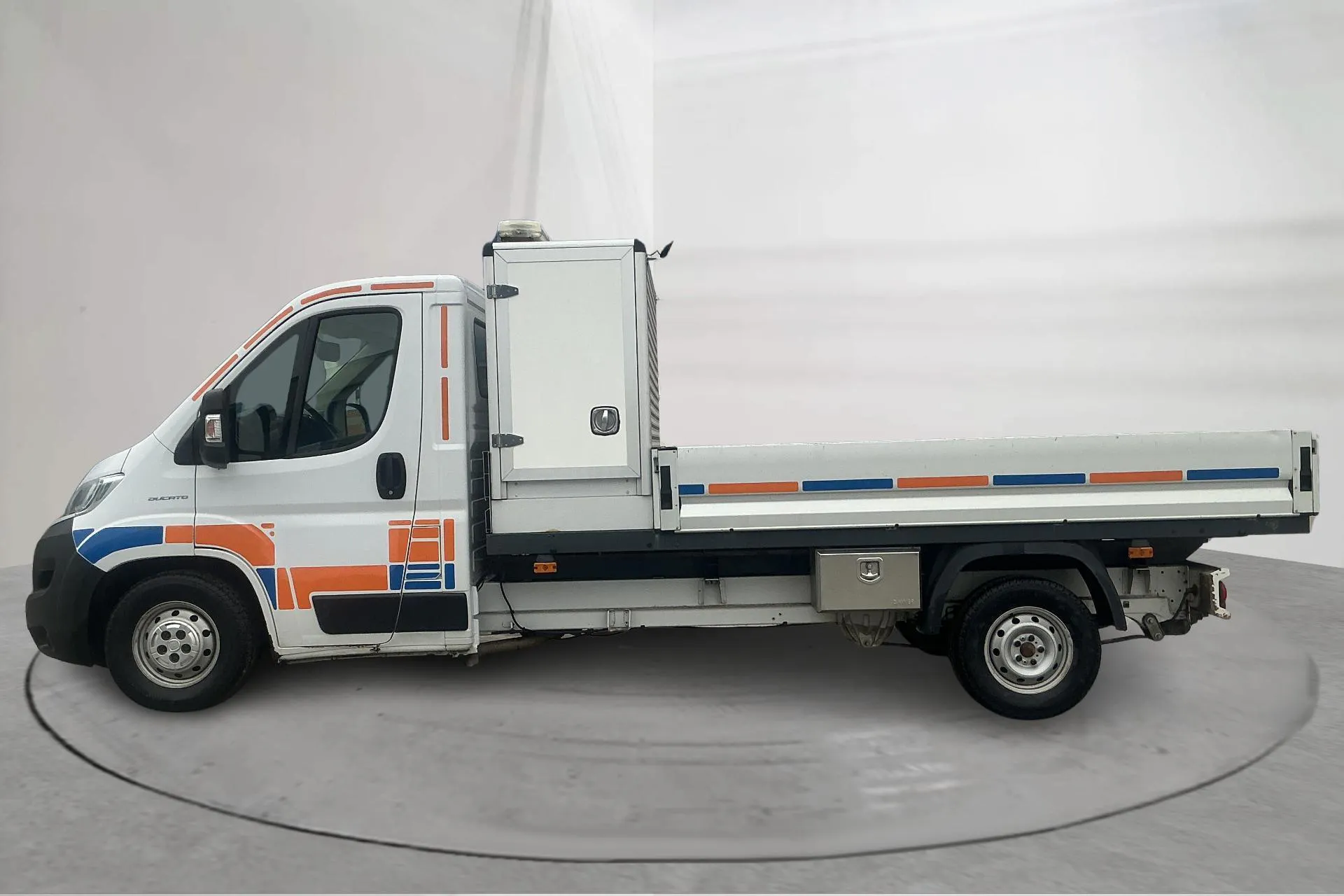 Presentationsfoto 2 av 20: Fiat Ducato 35 2.3 Multijet Chassi (150hk) - 12 505 mil - Automat - vit - 2018