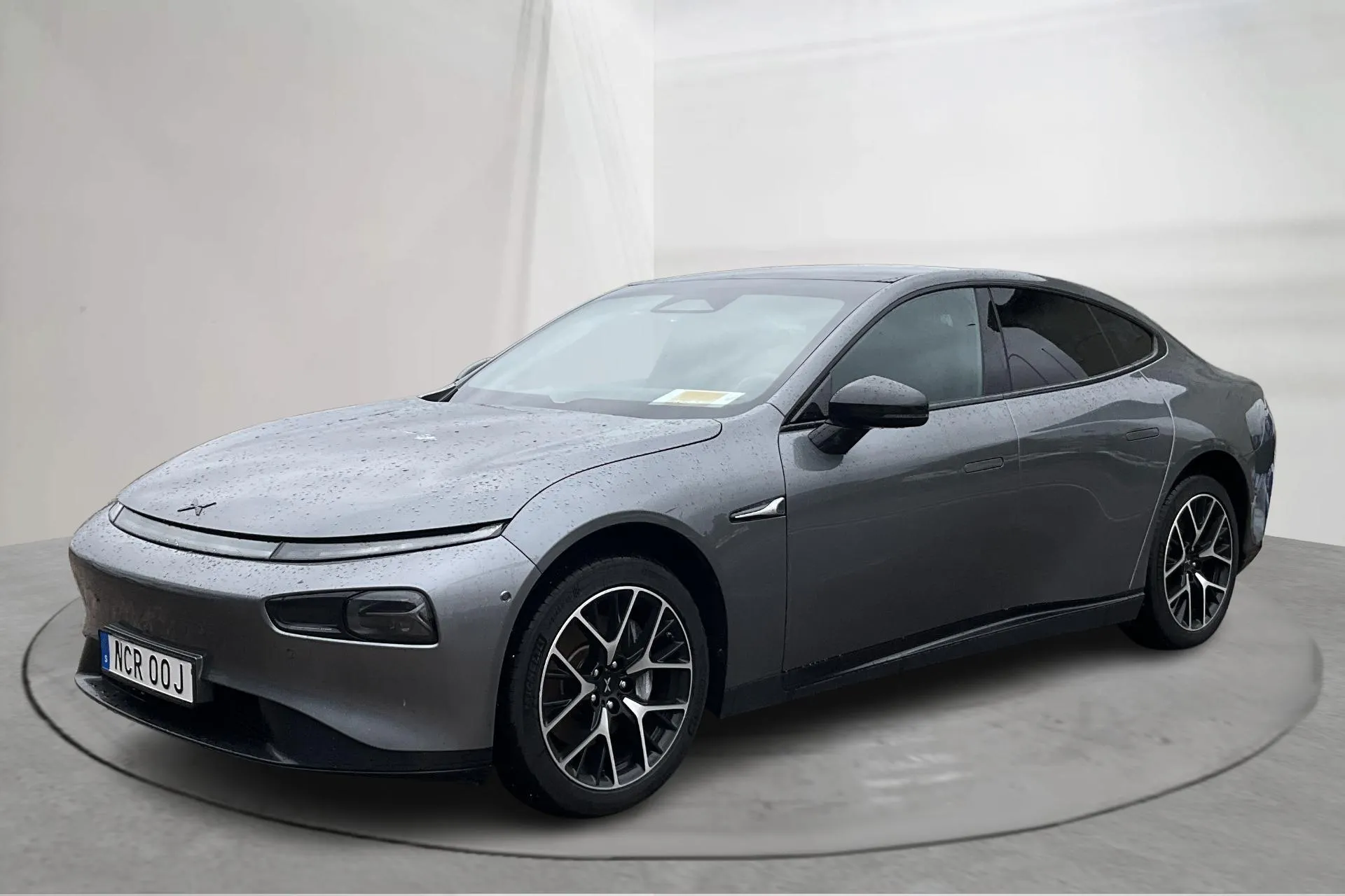 Presentationsfoto 1 av 19: Xpeng P7 AWD Performance (473hk) - 5 711 mil - Automat - grå - 2023