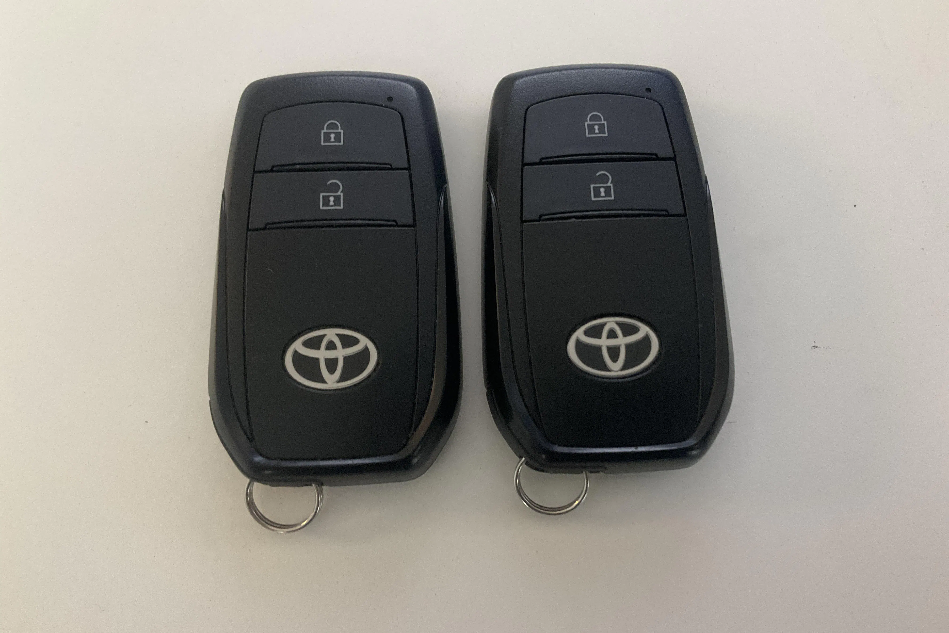 Presentationsfoto 16 av 16: Toyota Corolla 1.8 Hybrid Touring Sports (140hk) - 5 515 mil - Automat - silver - 2023
