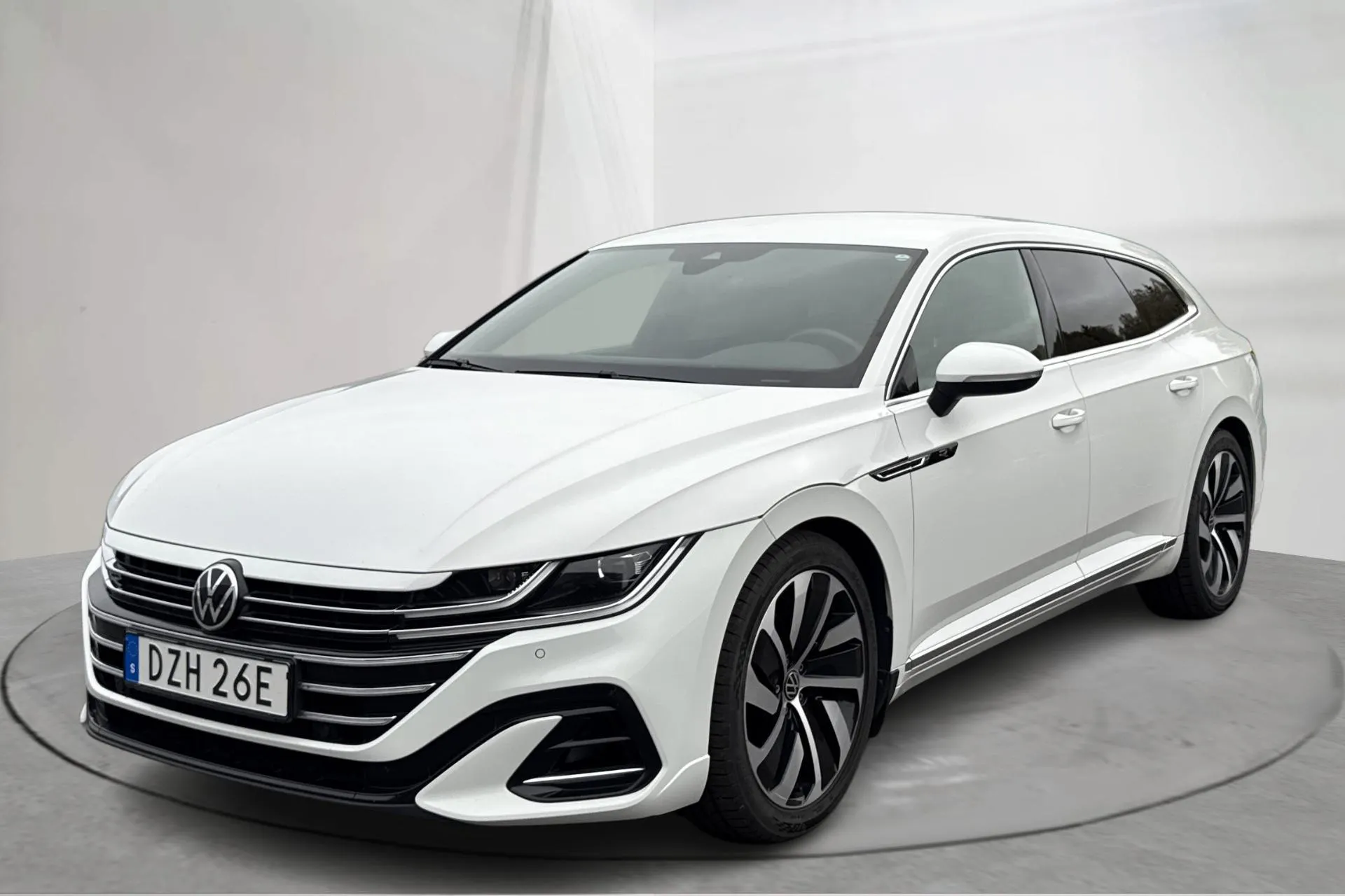 Presentation photo 1 of 16: VW Arteon 2.0 TDI 4MOTION (200hk) - 111 270 km - Automatic - white - 2021