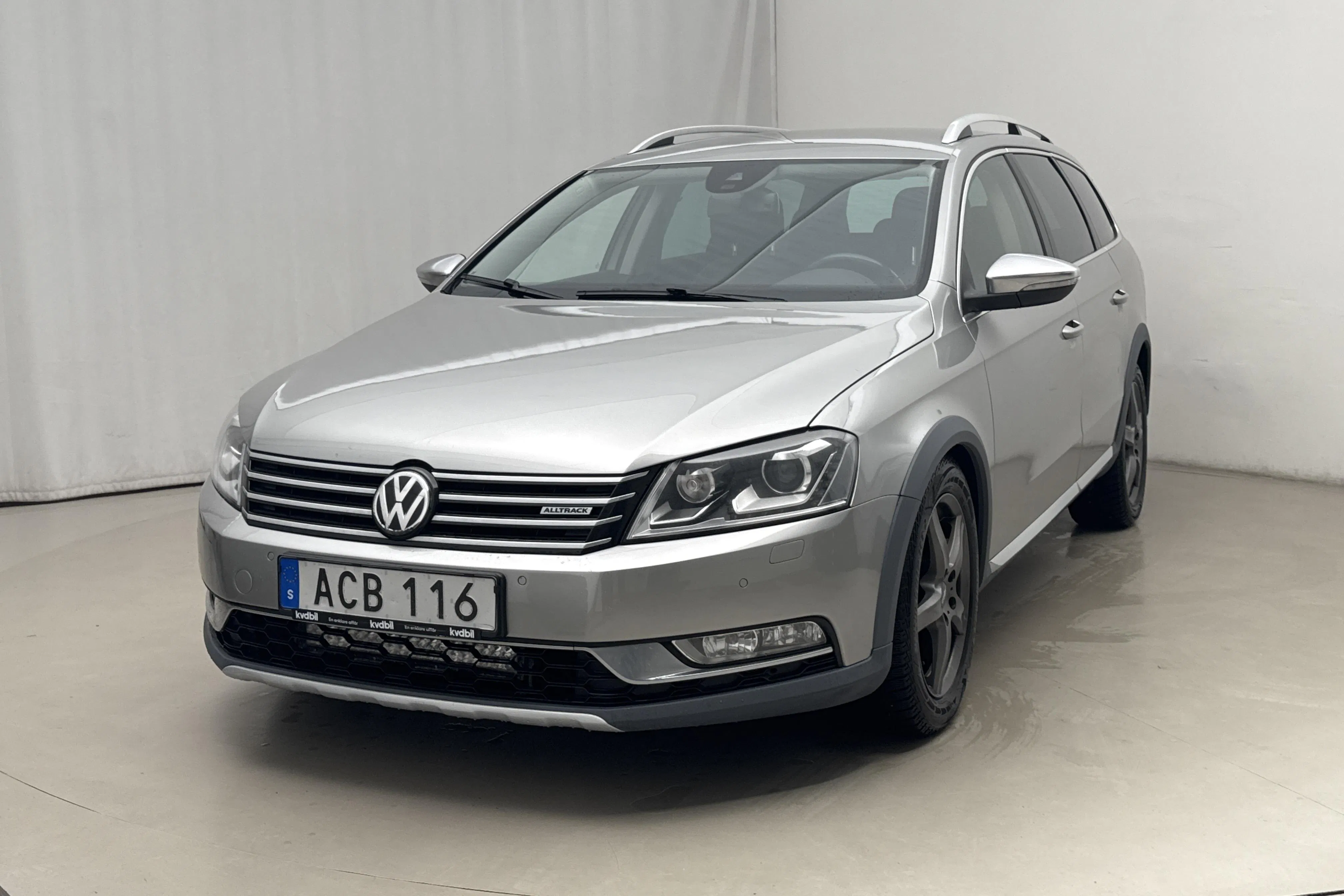 Presentation photo 1 of 15: VW Passat Alltrack 2.0 TDI BlueMotion Technology 4Motion (177hk) - 235 800 km - Automatic - silver - 2015