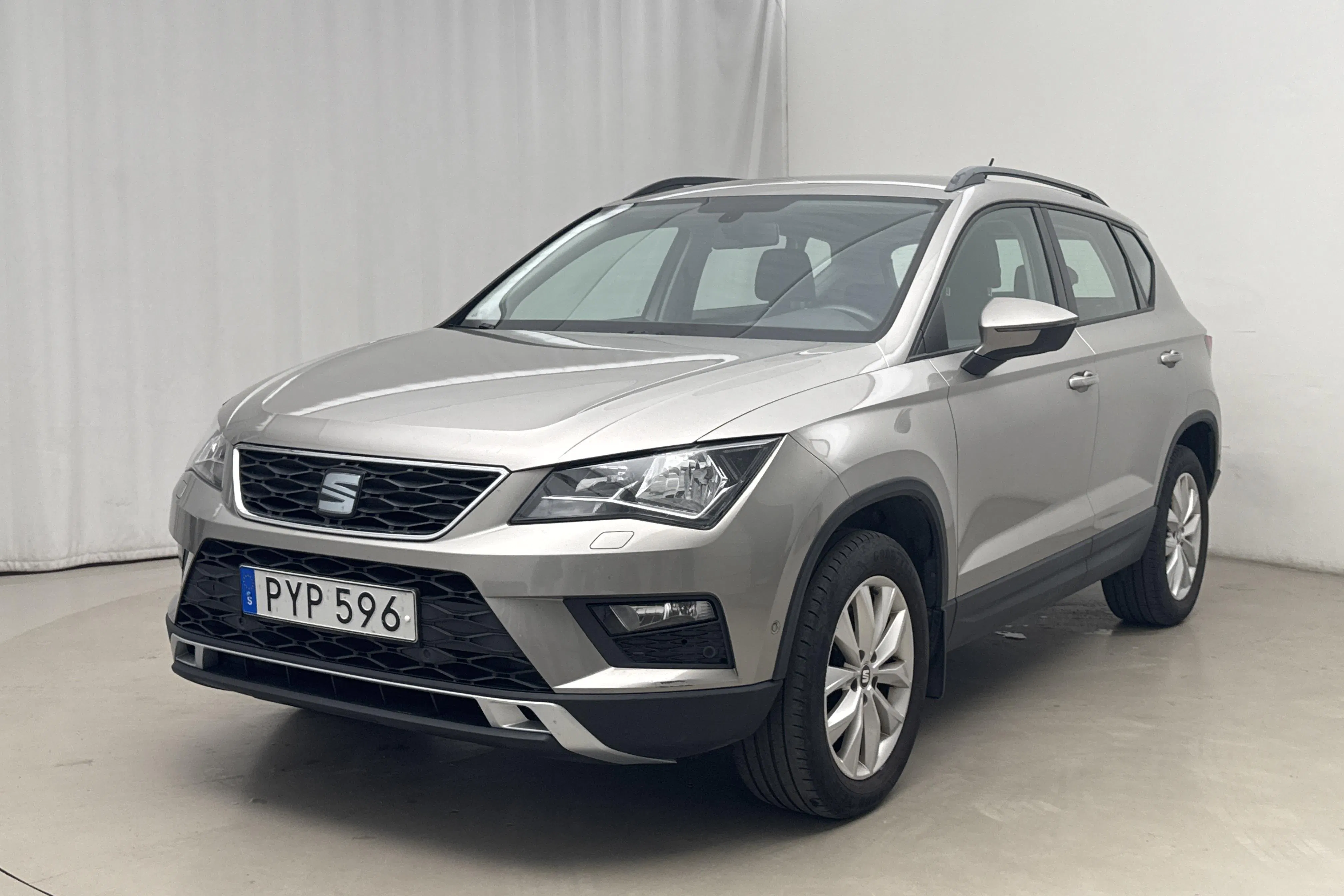 Presentationsfoto 1 av 14: Seat Ateca 1.4 TSI ACT 4Drive (150hk) - 11 335 mil - Automat - Ljusbrun - 2018