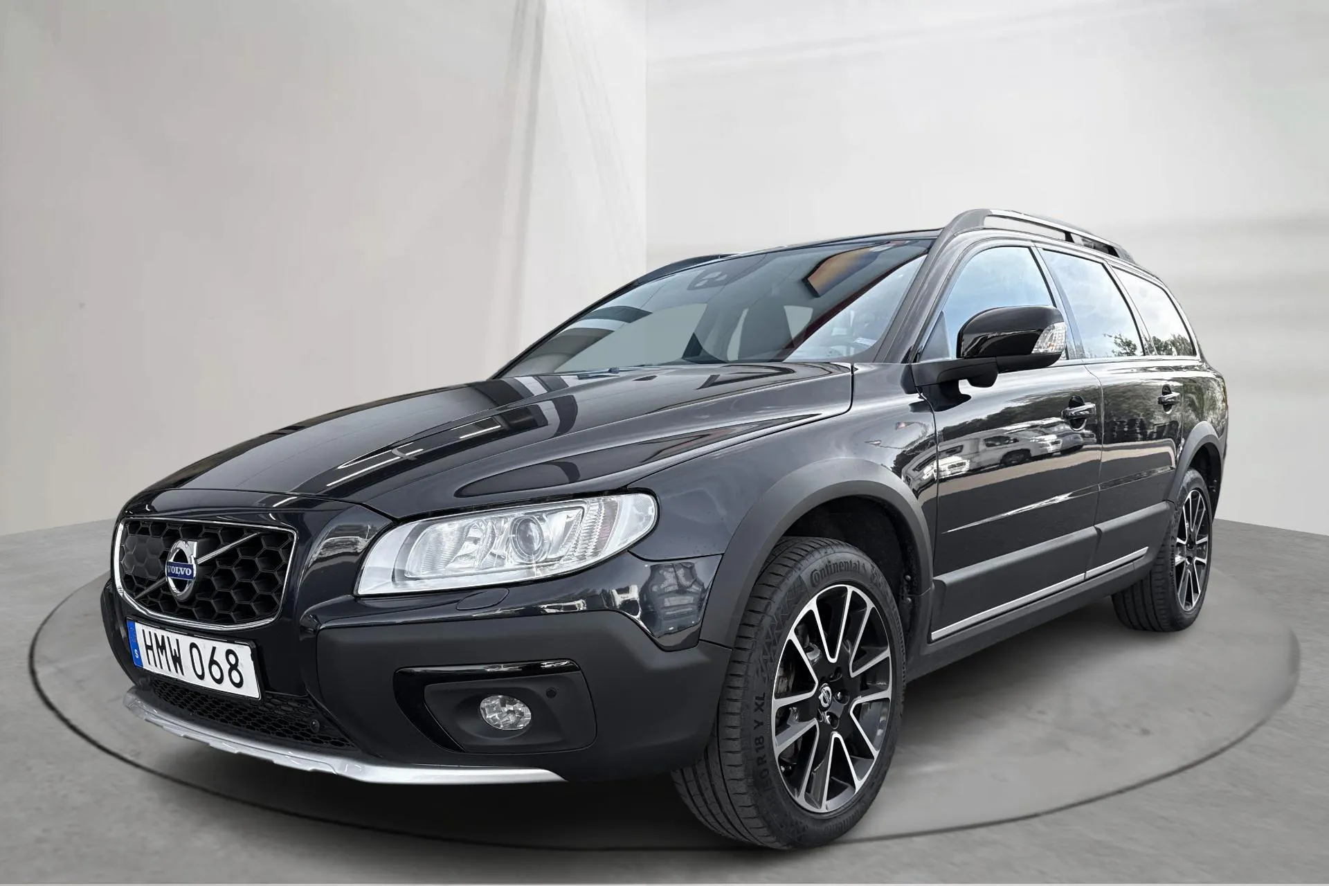 Presentationsfoto 1 av 19: Volvo XC70 II D4 AWD (181hk) - 19 843 mil - Automat - blå - 2015