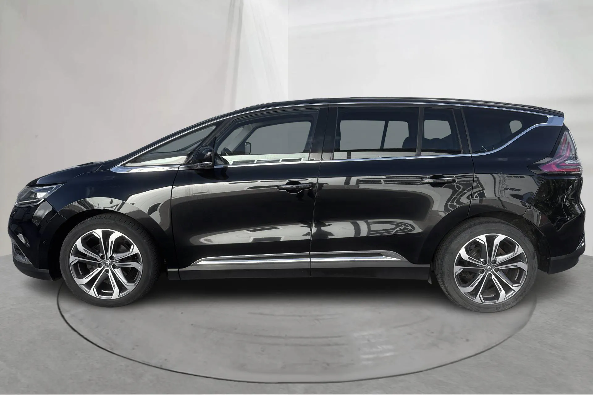 Presentation photo 2 of 18: Renault Espace 1.6 dCi (160hk) - 191 770 km - Automatic - black - 2015