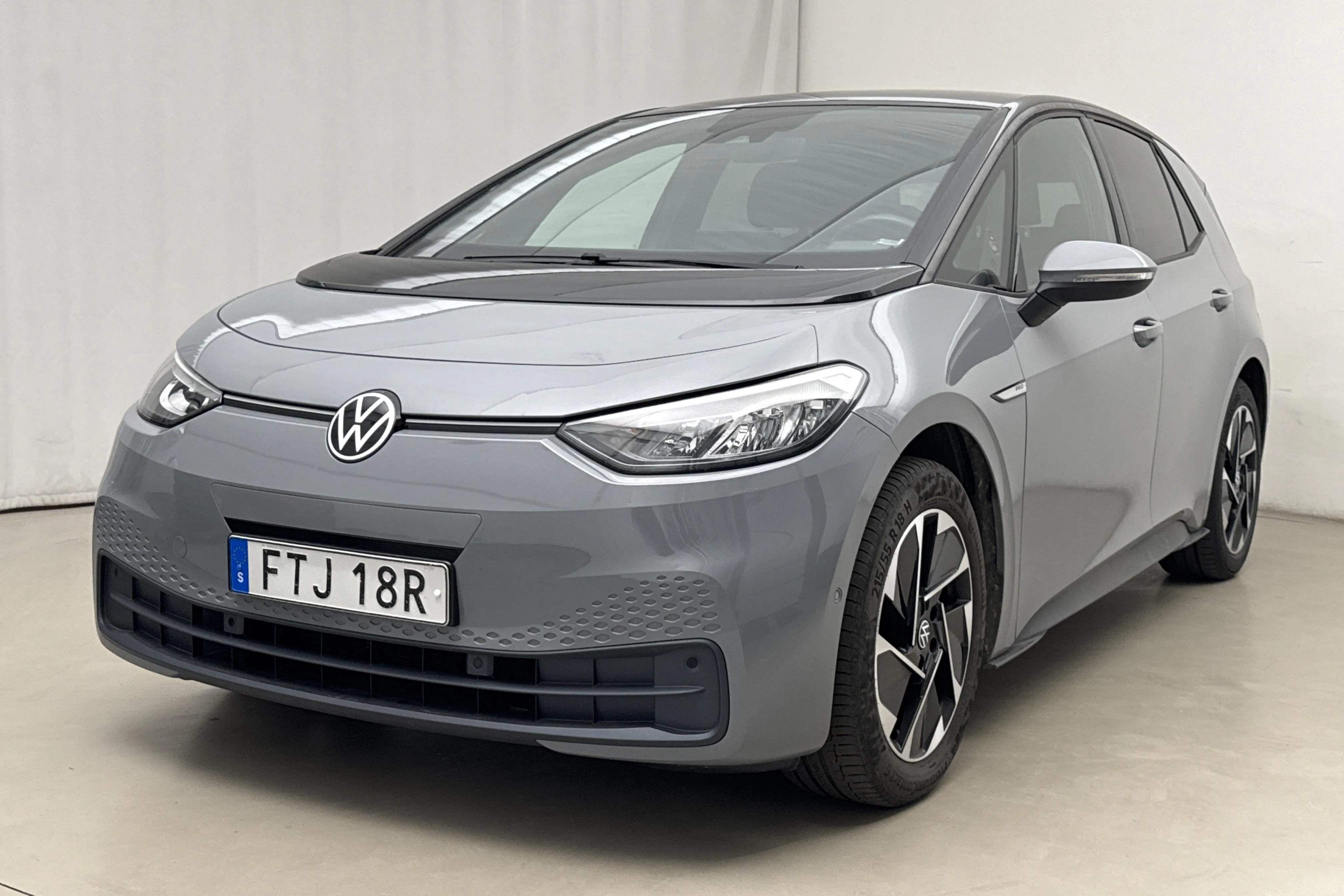 Presentation photo 1 of 22: VW ID.3 58kWh (204hk) - 126 600 km - Automatic - gray - 2023