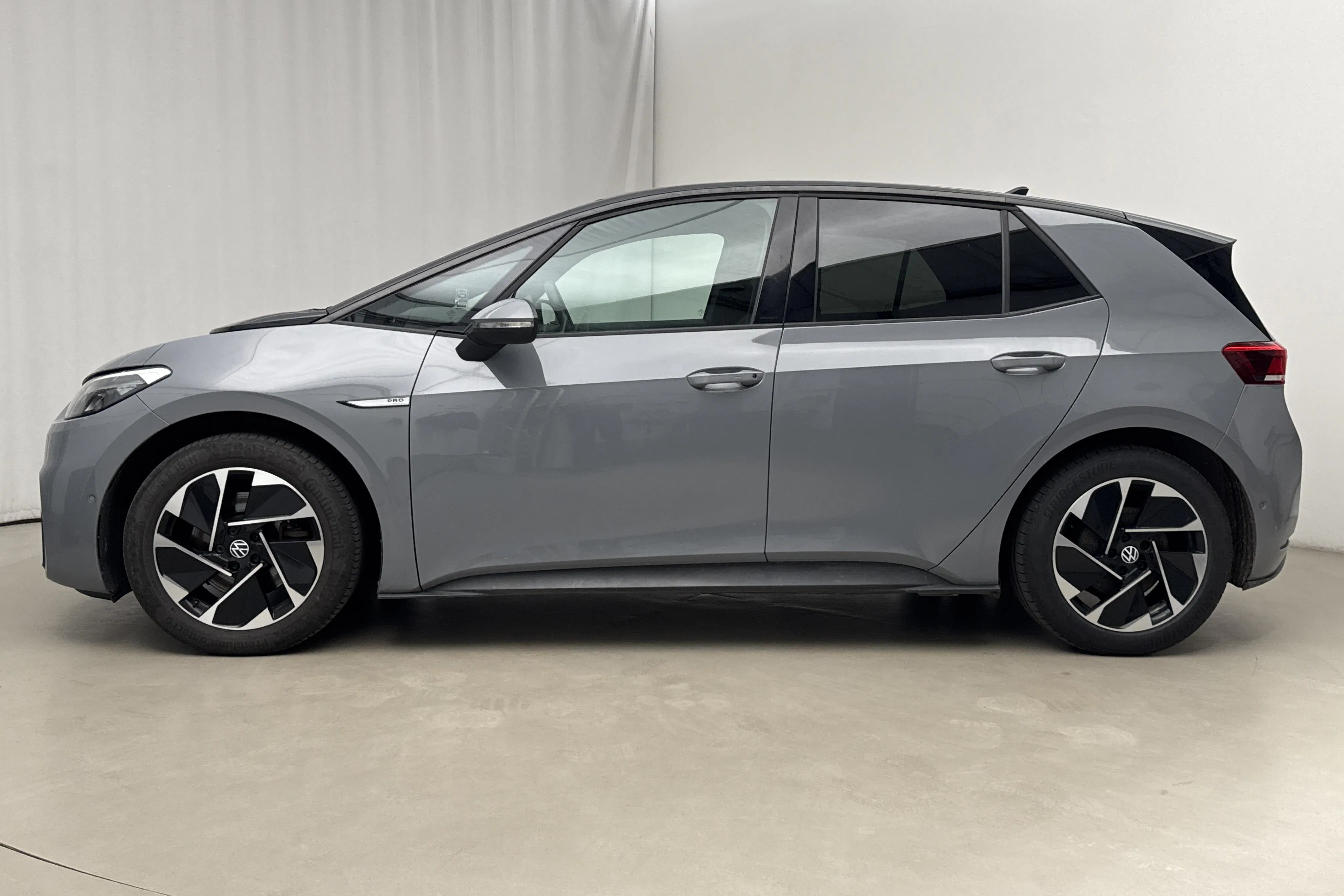 Presentation photo 2 of 22: VW ID.3 58kWh (204hk) - 126 600 km - Automatic - gray - 2023