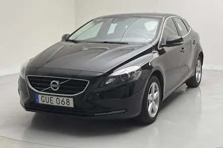 Volvo V40 2016 — авто из Европы под ключ