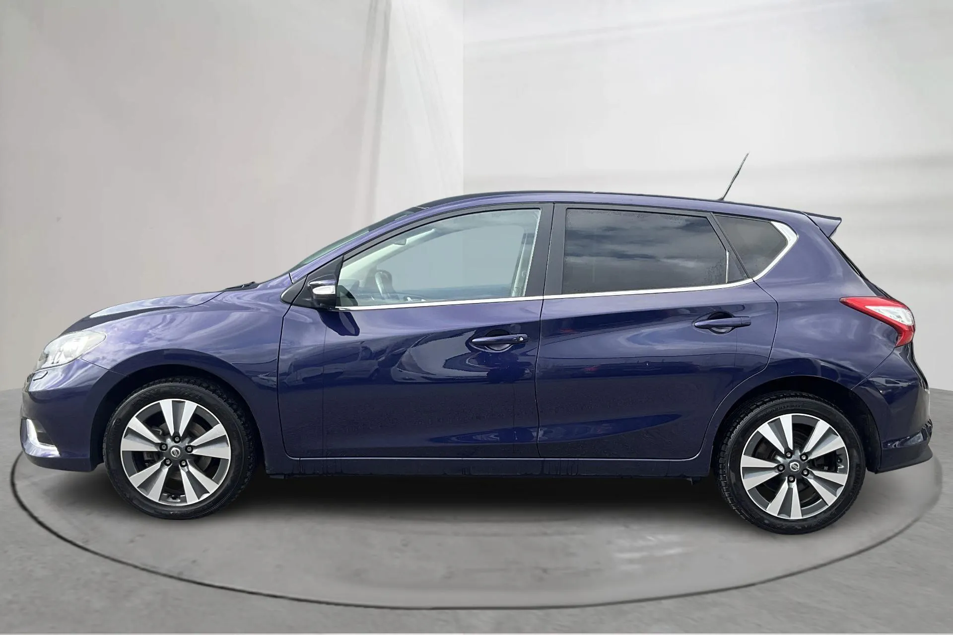 Presentationsfoto 2 av 15: Nissan Pulsar 1.2 DIG-T (115hk) - 8 191 mil - Manuell - blå - 2018
