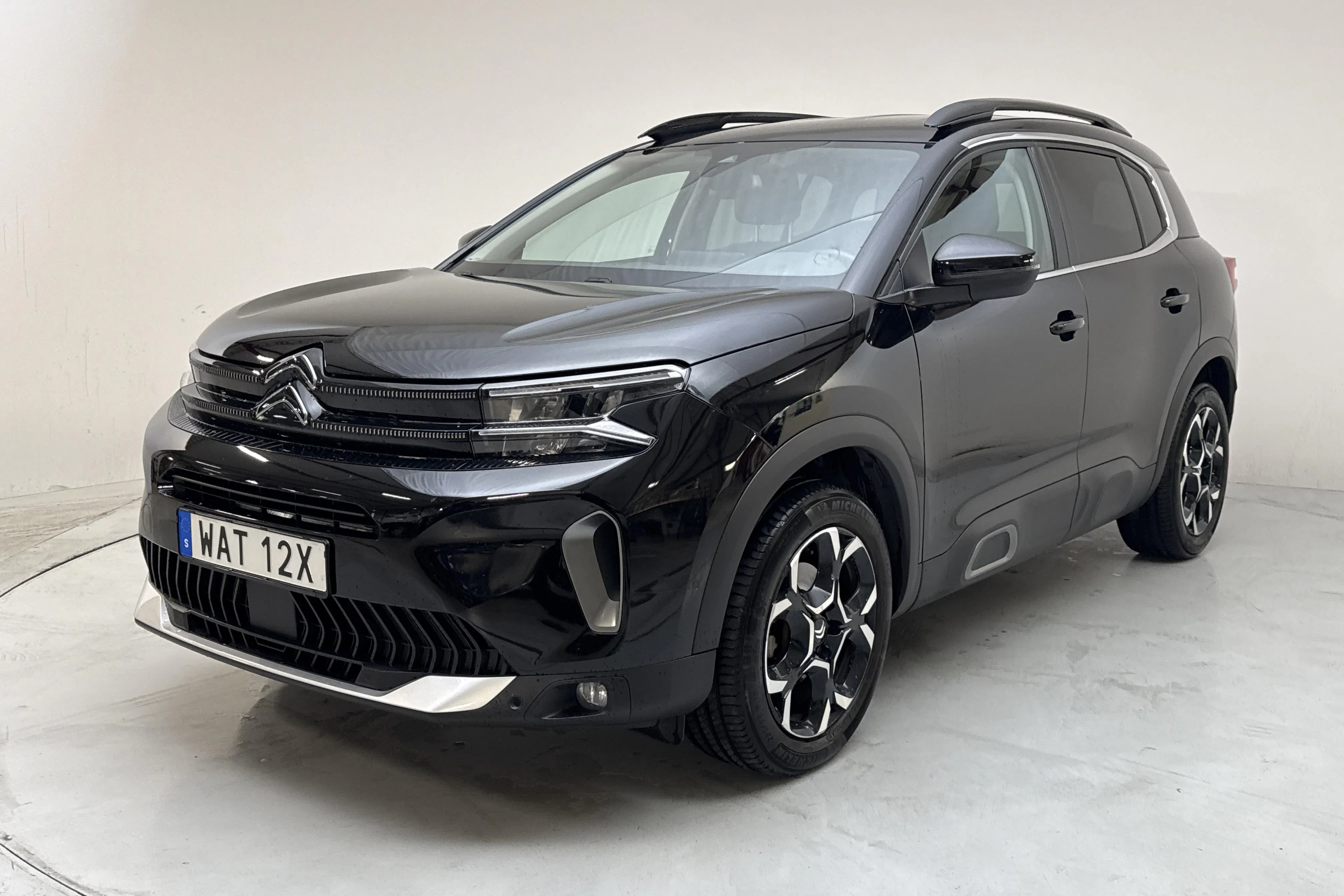 Presentation photo 1 of 13: Citroën C5 Aircross PureTech (130hk) - 59 190 km - Automatic - black - 2023