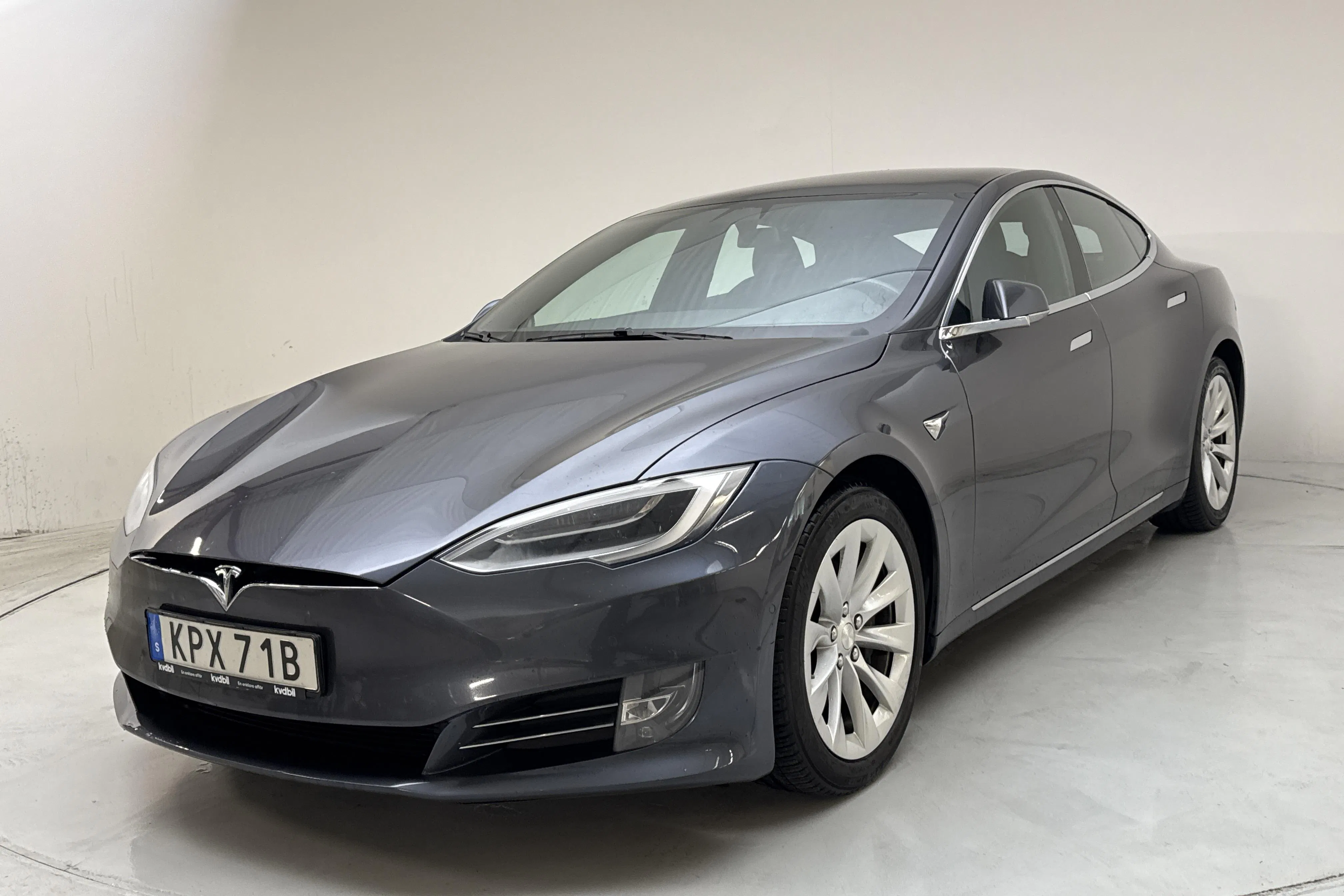 Presentationsfoto 1 av 18: Tesla Model S Dual Motor Long Range AWD - 14 884 mil - Automat - grå - 2020