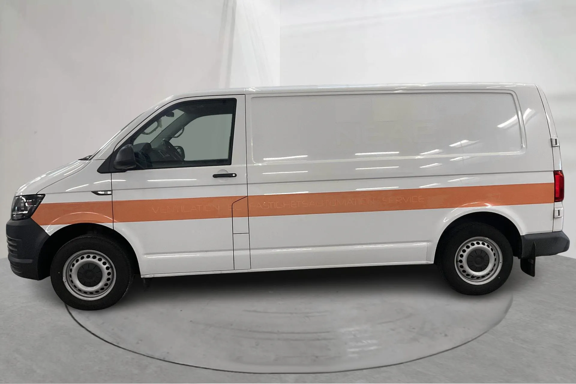 Presentation photo 2 of 17: VW Transporter T6 2.0 TDI BMT Skåp (150hk) - 73 330 km - Automatic - white - 2019