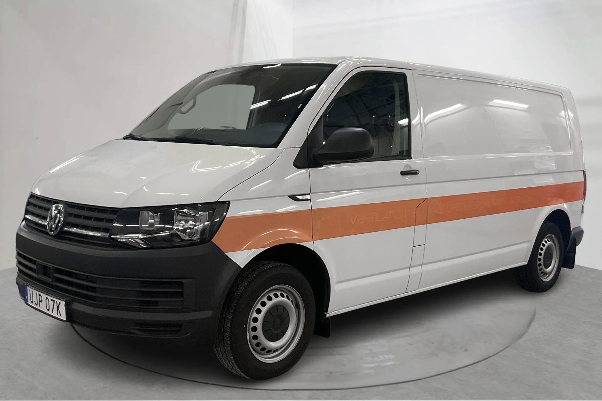Presentation photo 1 of 17: VW Transporter T6 2.0 TDI BMT Skåp (150hk) - 73 330 km - Automatic - white - 2019