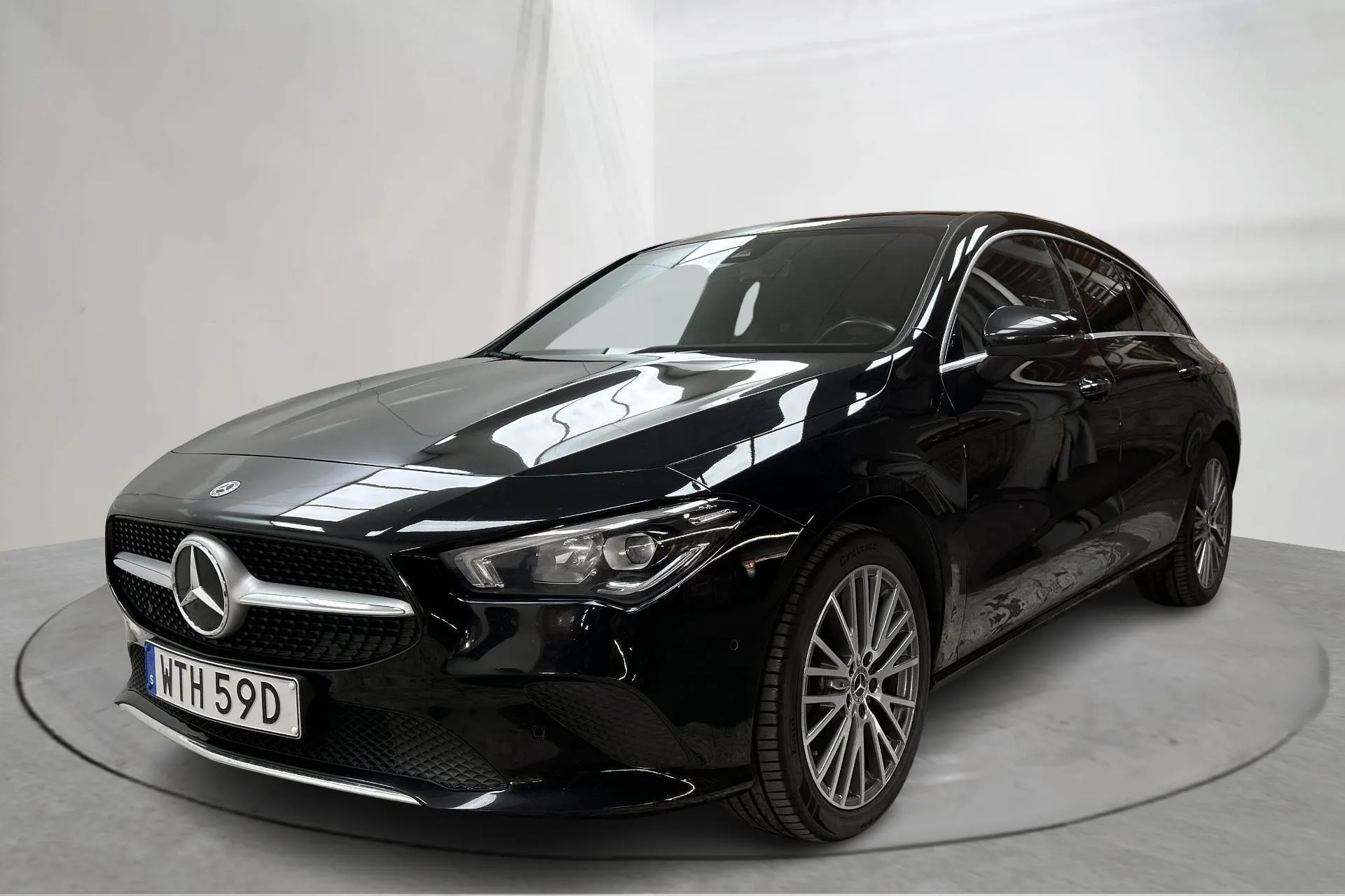 Presentation photo 1 of 19: Mercedes CLA 250 e Shooting Brake X118 (218hk) - 84 800 km - Automatic - black - 2023