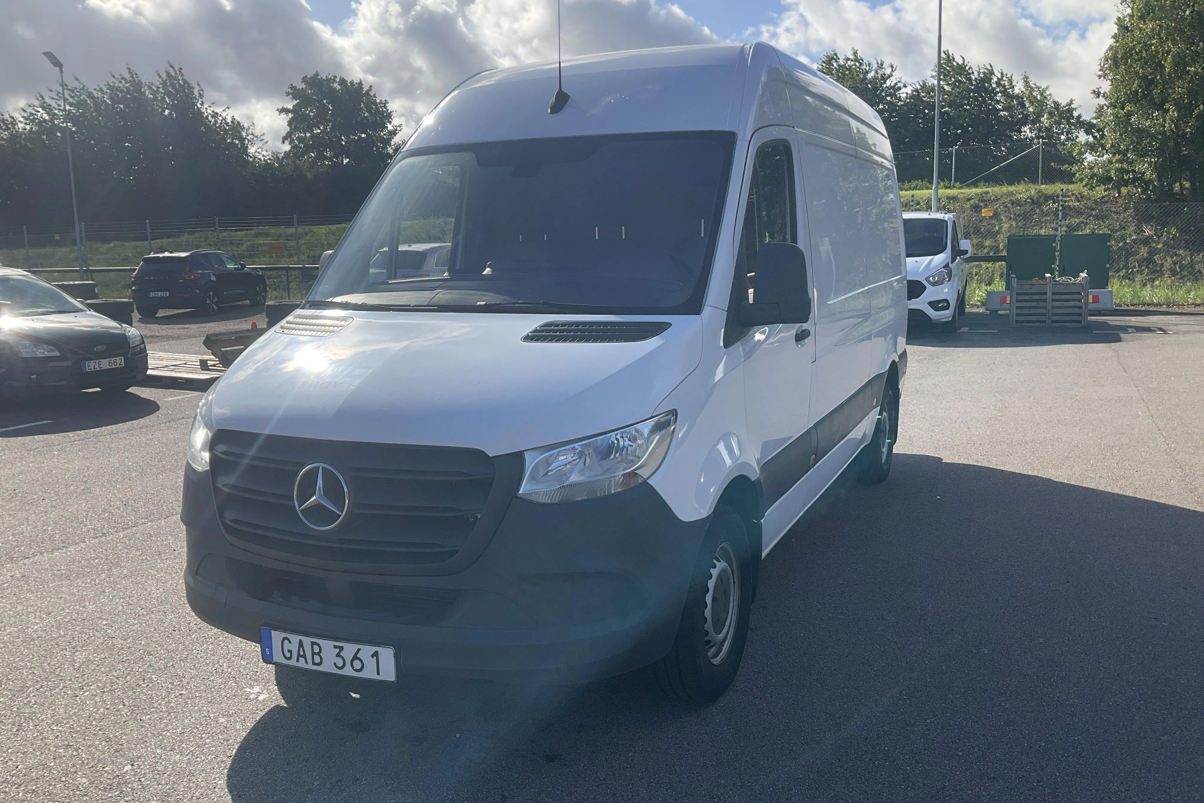 Presentationsfoto 1 av 14: Mercedes Sprinter 316 CDI Skåp RWD (163hk) - 14 358 mil - Automat - vit - 2019