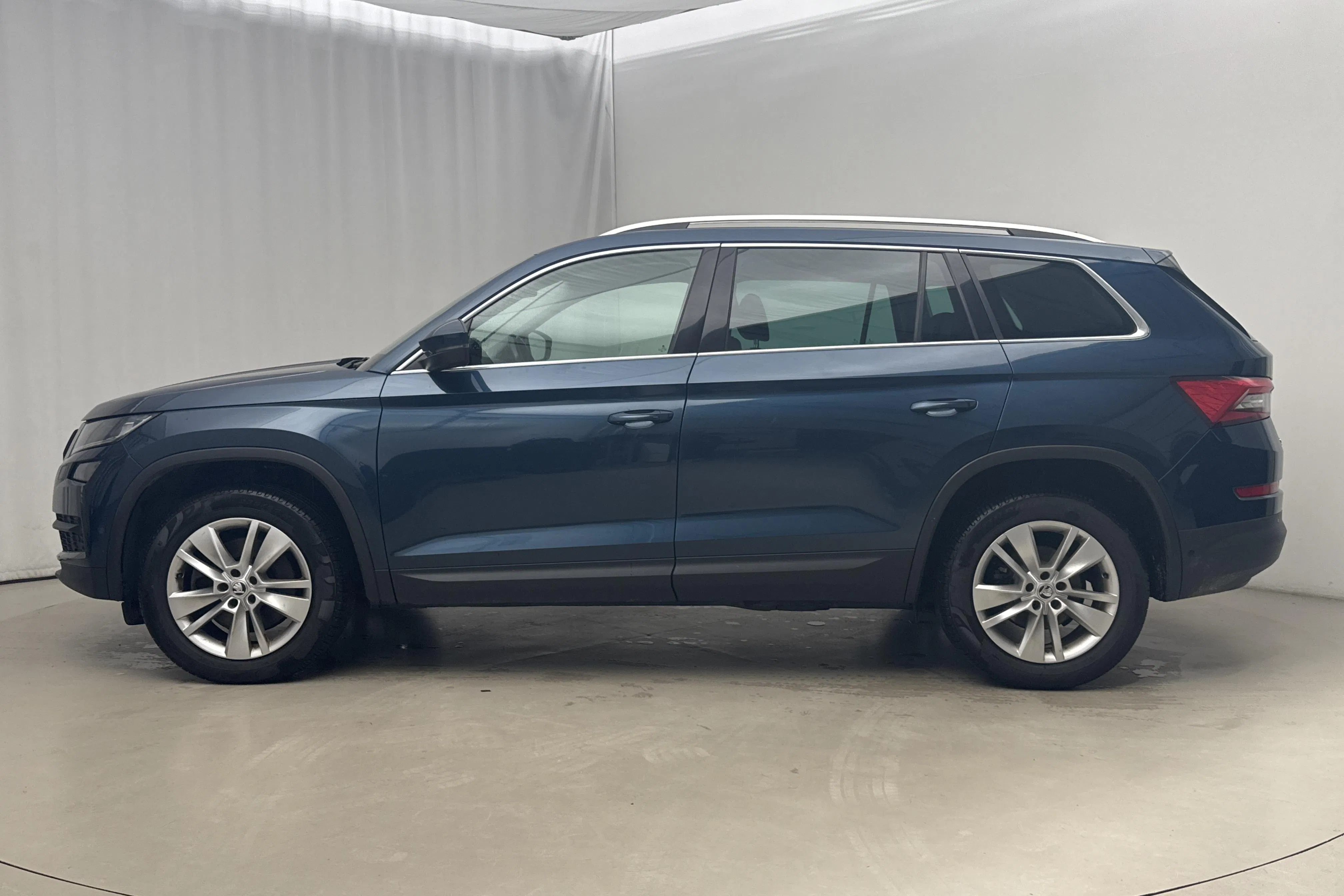Presentationsfoto 2 av 16: Skoda Kodiaq 2.0 TDI 4X4 (190hk) - 17 525 mil - Automat - blå - 2019