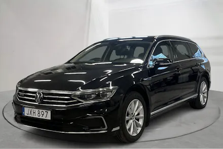Volkswagen Passat 2022 — авто из Европы под ключ