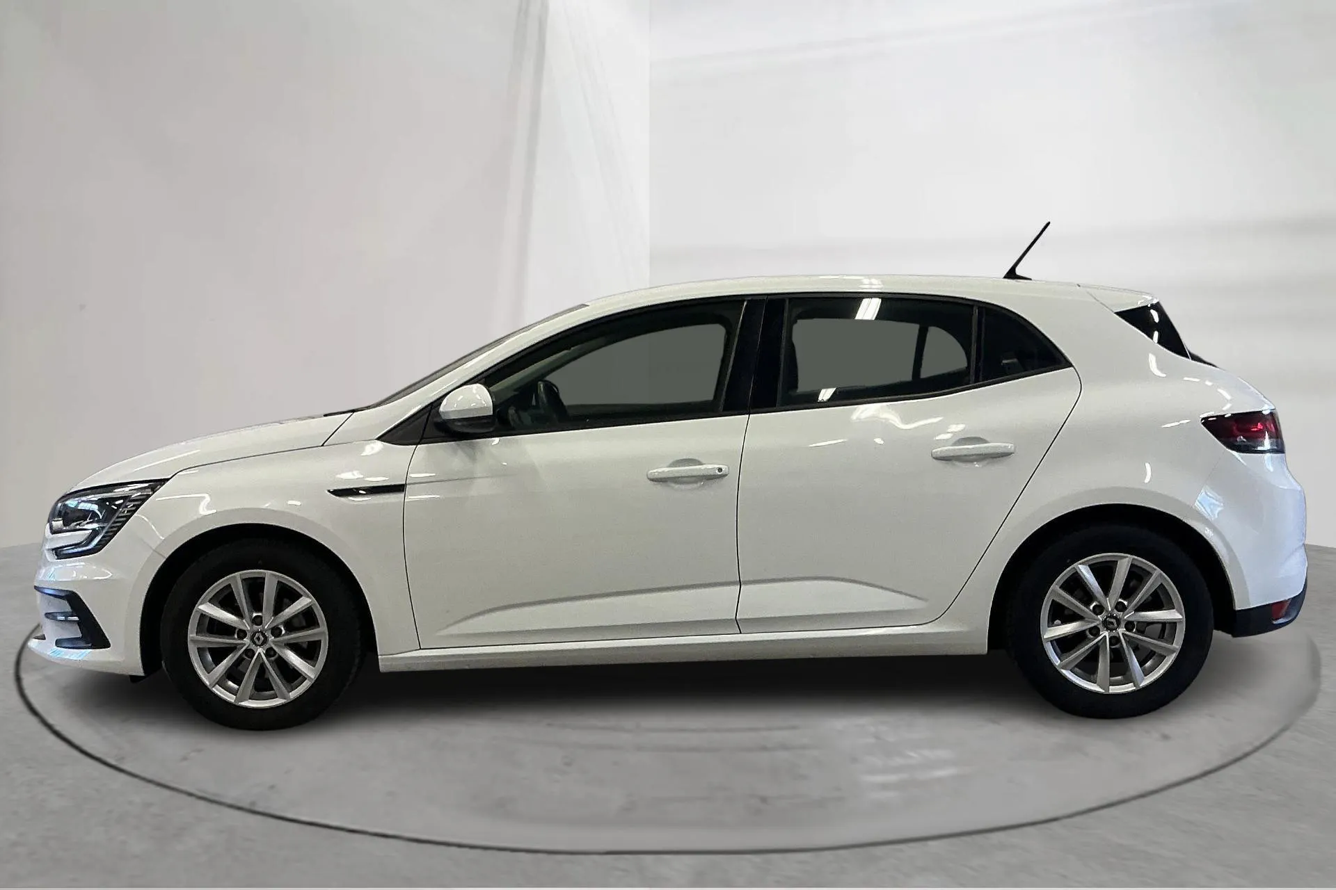 Presentationsfoto 2 av 13: Renault Mégane 1.5 dCi 5dr (115hk) - 6 927 mil - Manuell - vit - 2023