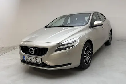 Volvo V40 2017 — авто из Европы под ключ