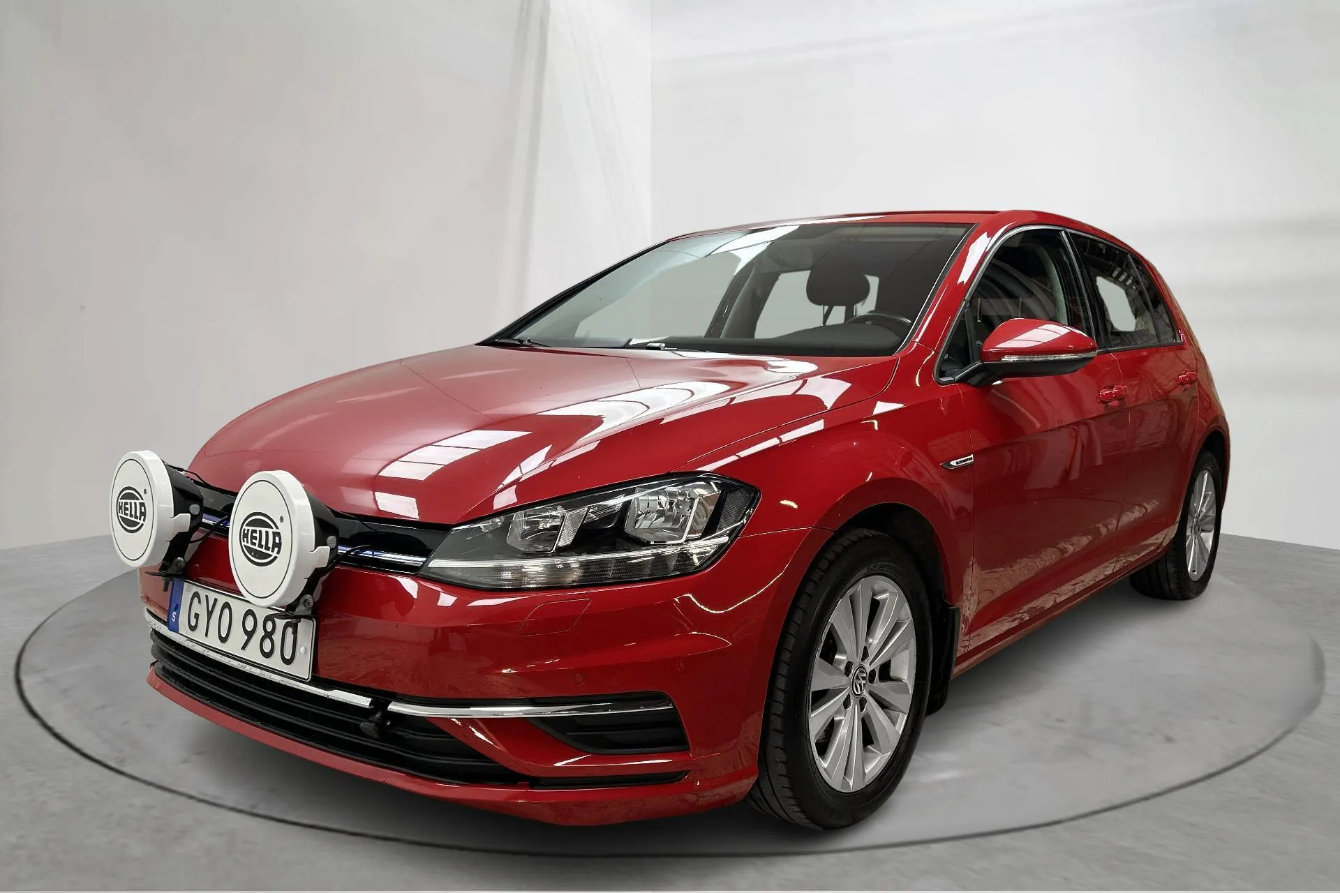 Presentationsfoto 1 av 14: VW Golf VII 1.5 TGI 5dr (130hk) - 12 750 mil - Automat - röd - 2019