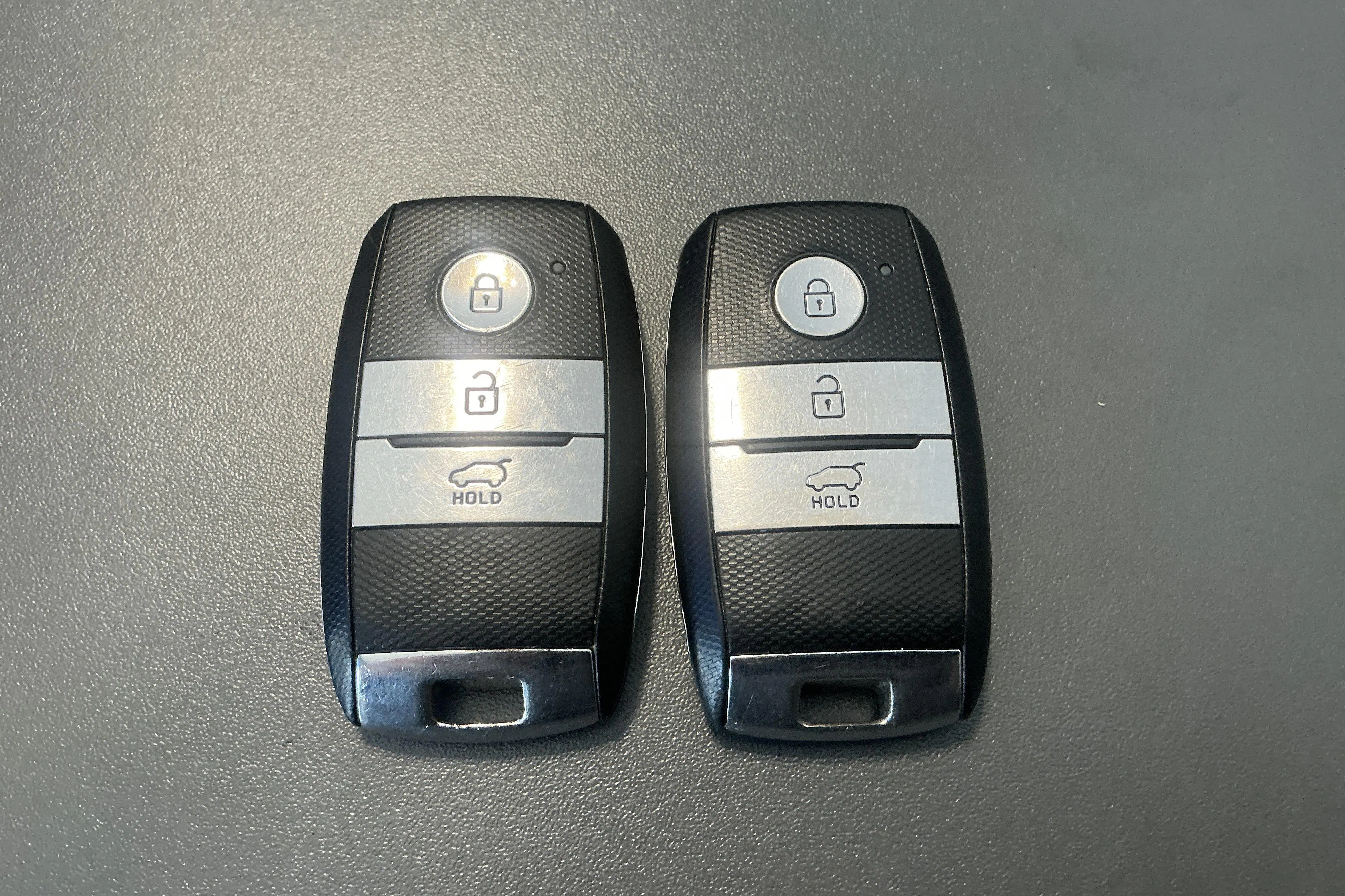Presentationsfoto 23 av 23: KIA Sorento 2.2 CRDi (197hk) - 18 974 mil - Automat - grå - 2014