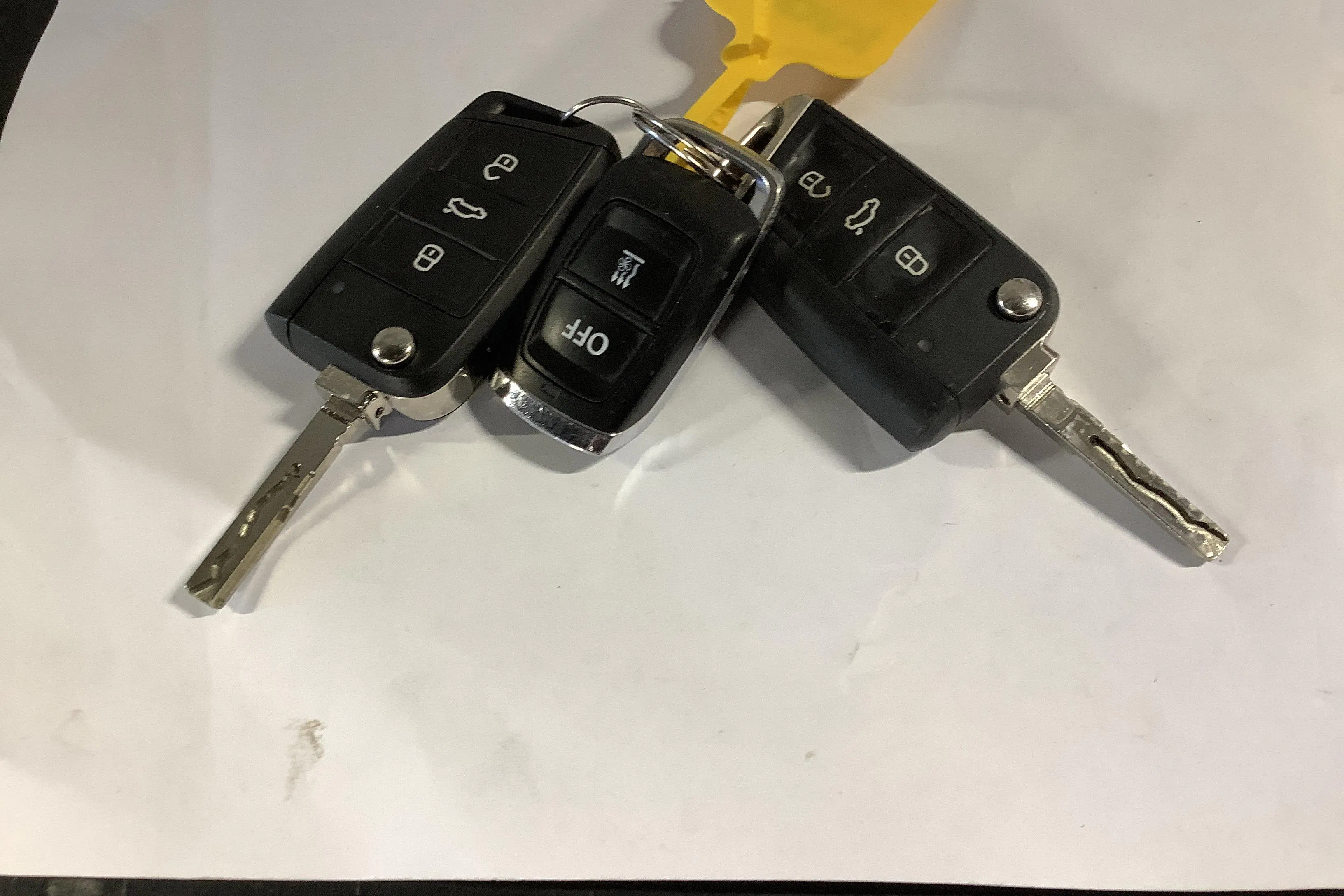 Presentationsfoto 17 av 17: VW T-Roc 2.0 TDI 4MOTION (150hk) - 12 848 mil - Automat - grå - 2023