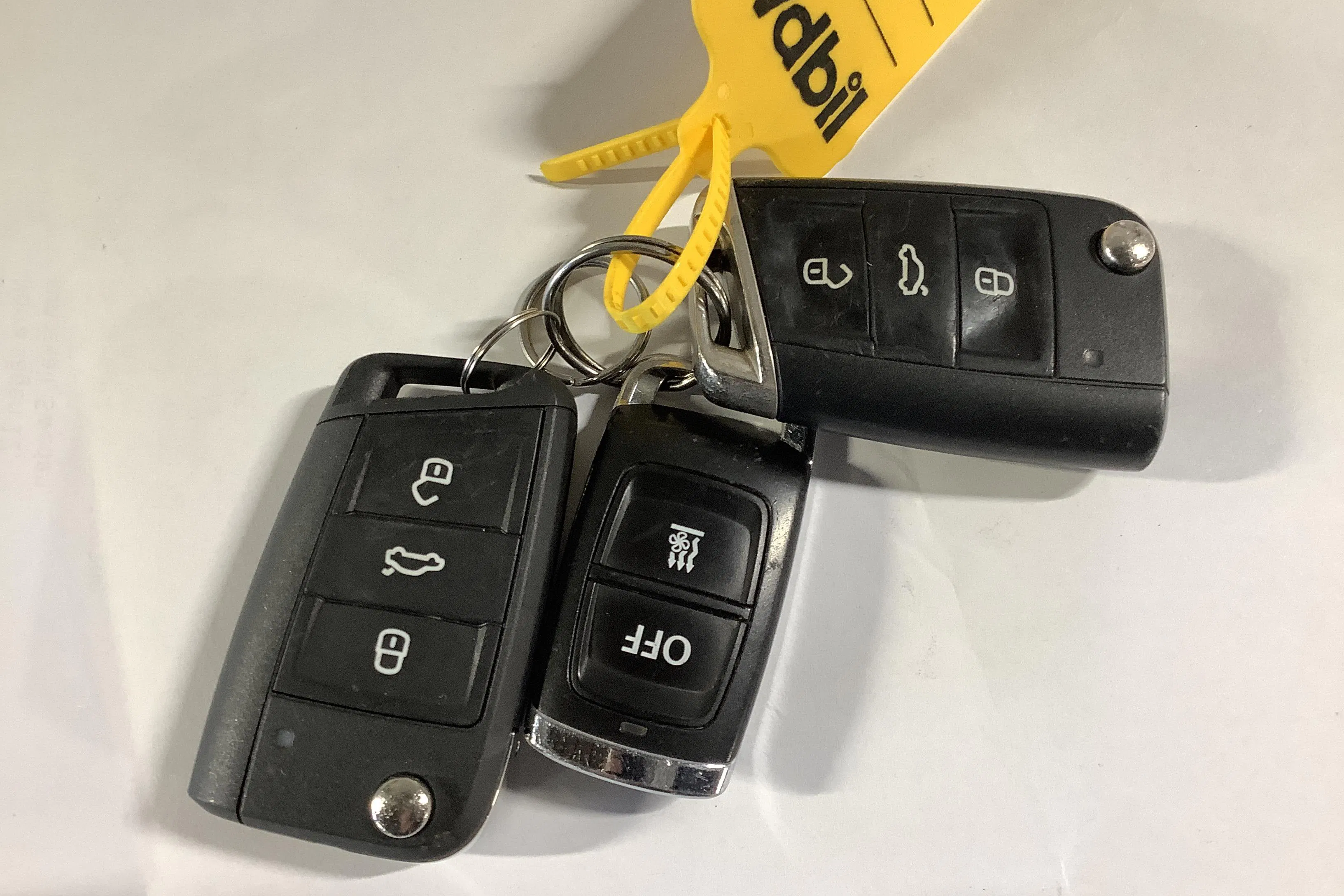 Presentationsfoto 19 av 19: VW T-Roc 2.0 TDI 4MOTION (150hk) - 11 611 mil - Automat - grå - 2023