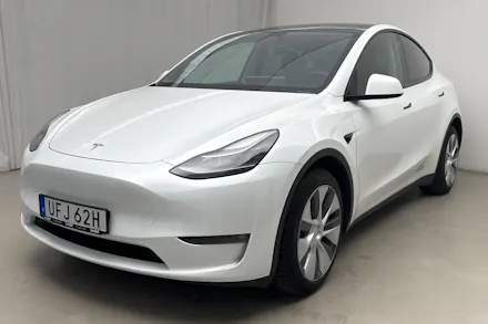 Tesla Model Y 2023 — авто из Европы под ключ
