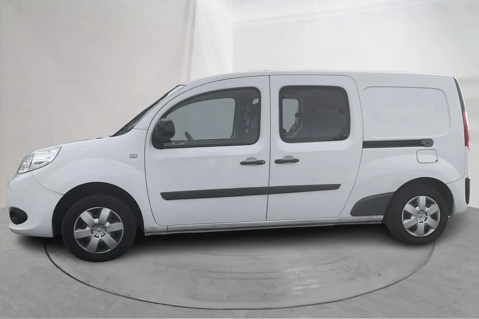 Presentation photo 2 of 13: Renault Kangoo 1.5 dCi Maxi (90hk) - 91 930 km - Automatic - white - 2019