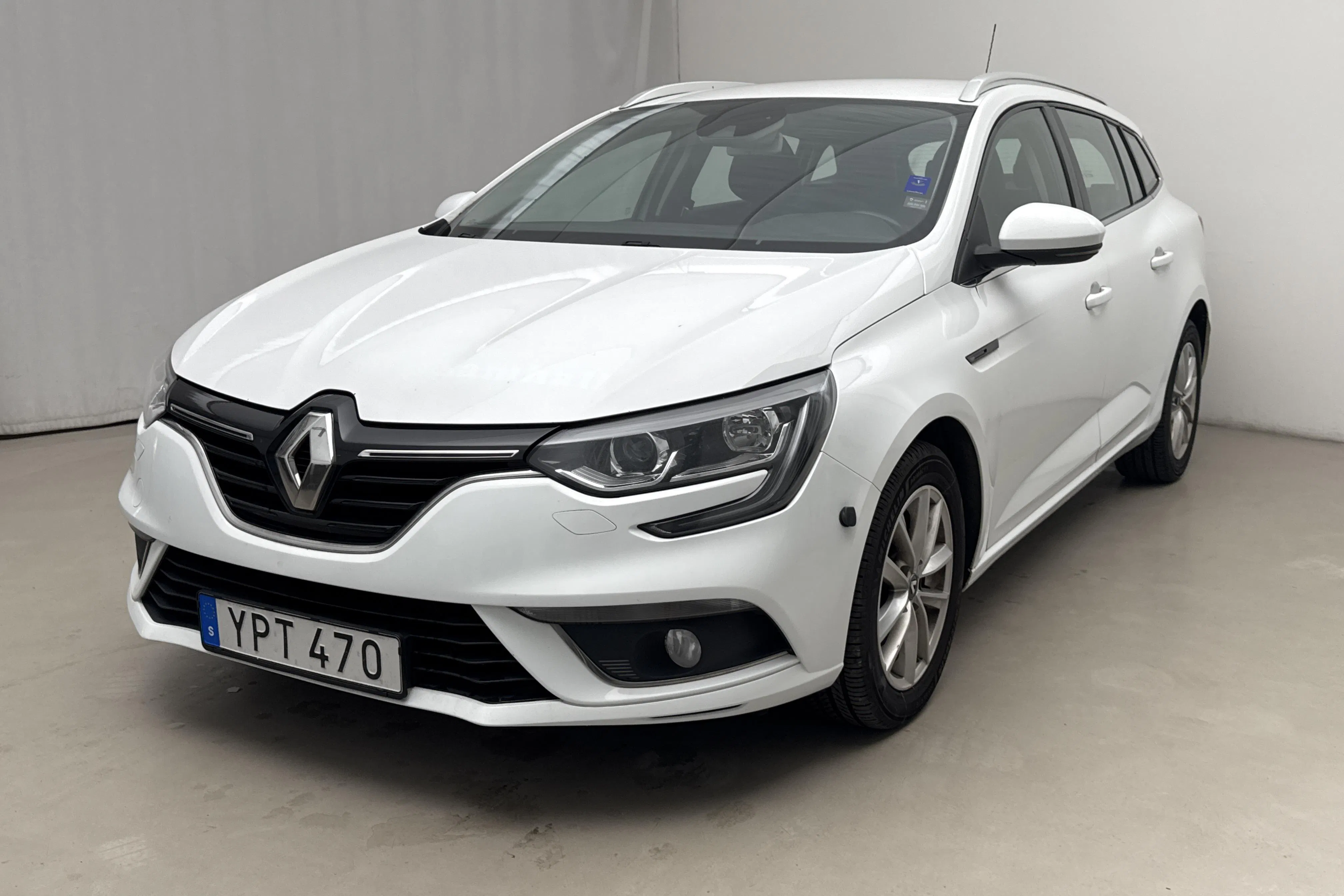 Präsentationsfoto 1 von 15: Renault Mégane 1.5 dCi Sport Tourer (110hk) - 112 760 Kilometer - Verkaufsautomat - Weiß - 2018