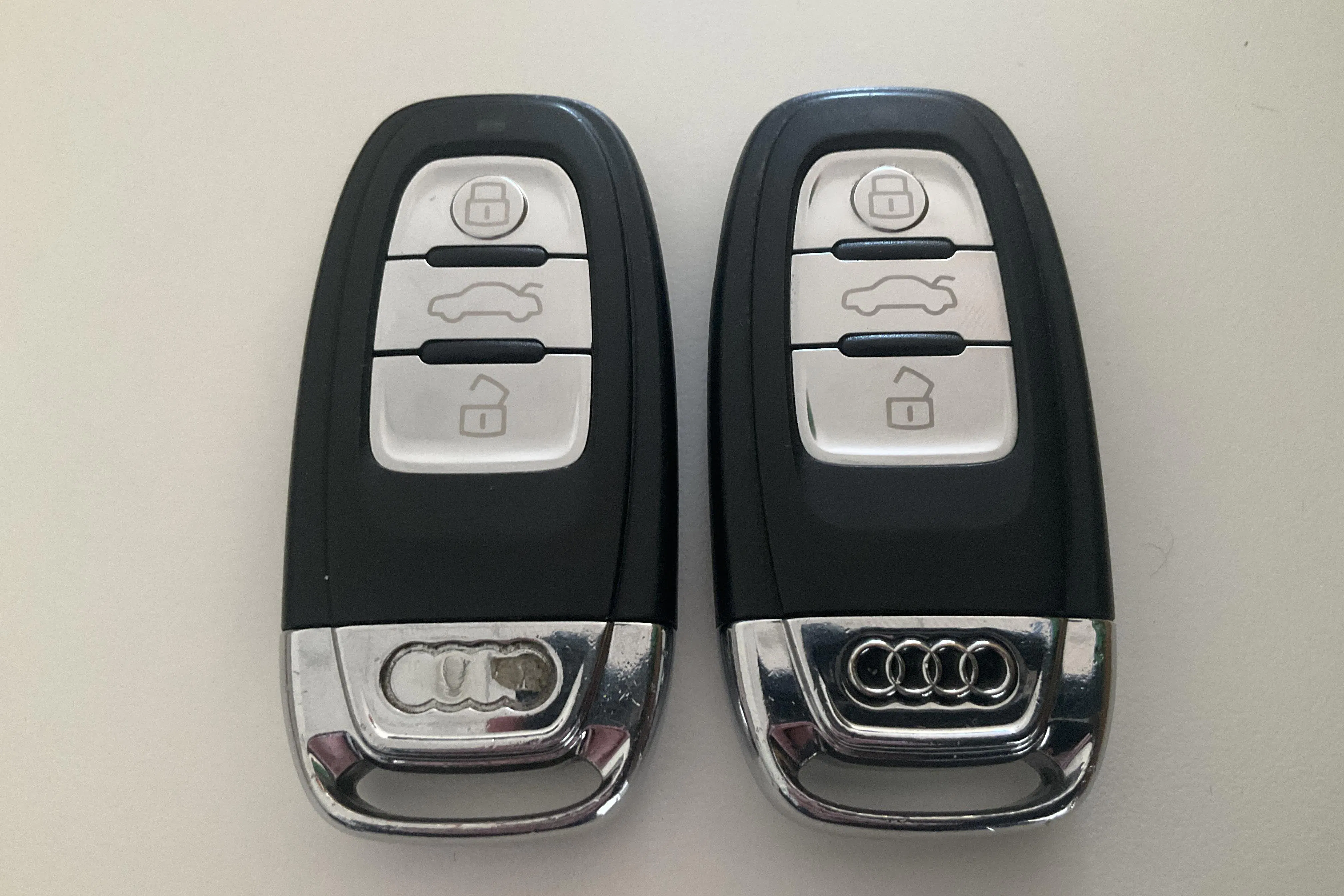 Presentationsfoto 16 av 16: Audi A4 2.0 TDI clean diesel Avant quattro (190hk) - 15 125 mil - Automat - vit - 2015